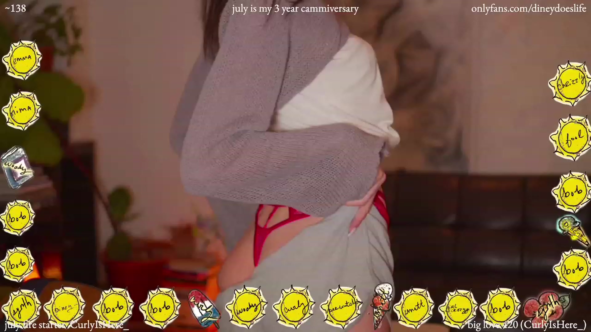 Gallery image thumbnail from diney_'s myfreecams stream on, 07/07/2023, 04:40 image 1 of 20