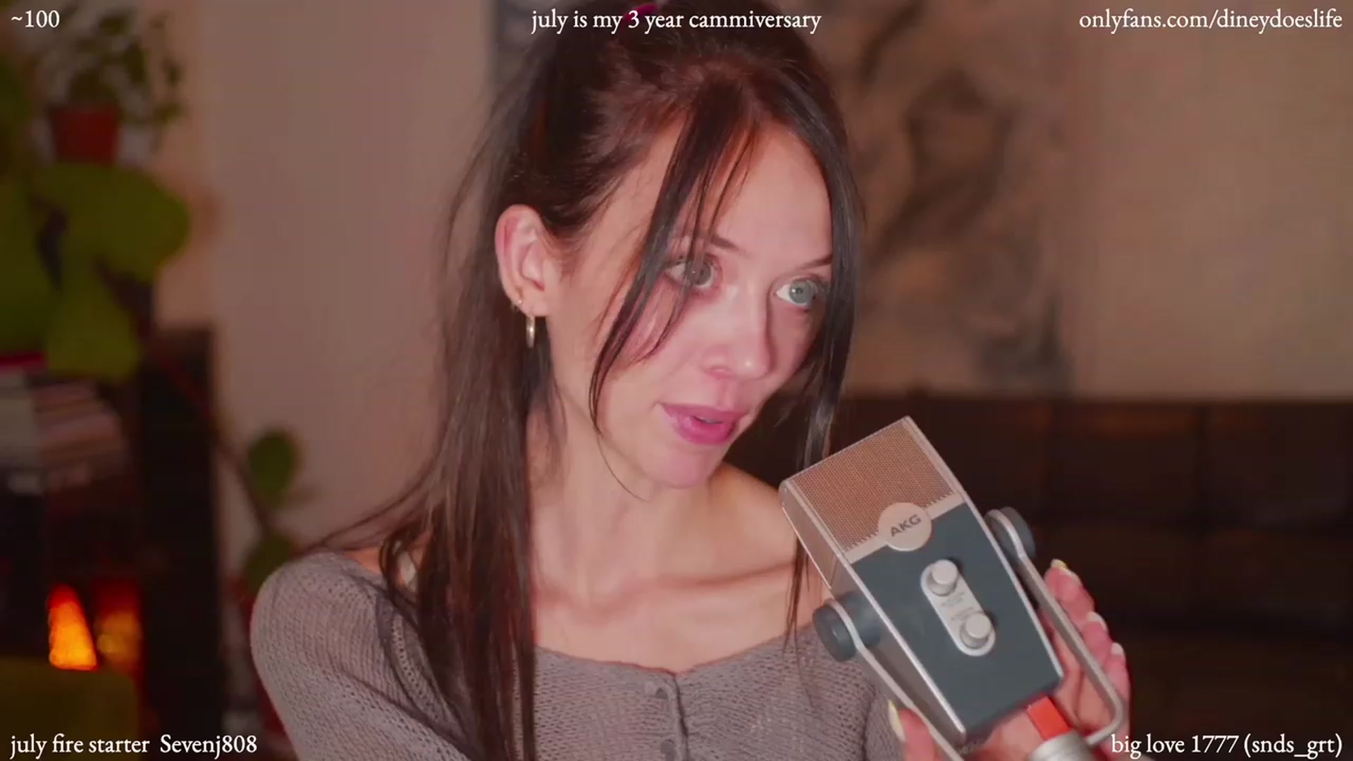 Gallery image thumbnail from diney_'s myfreecams stream on, 07/07/2023, 05:53 image 3 of 20