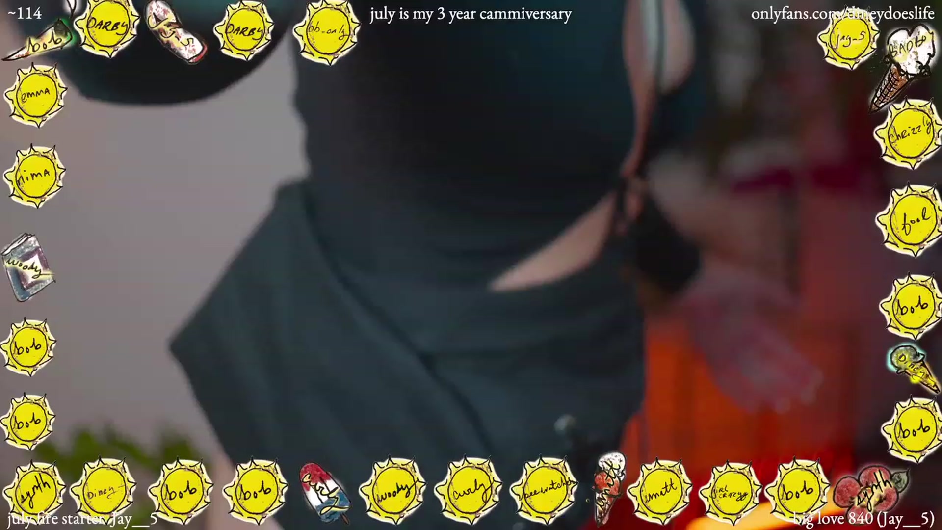 Gallery image thumbnail from diney_'s myfreecams stream on, 07/08/2023, 04:34 image 6 of 20