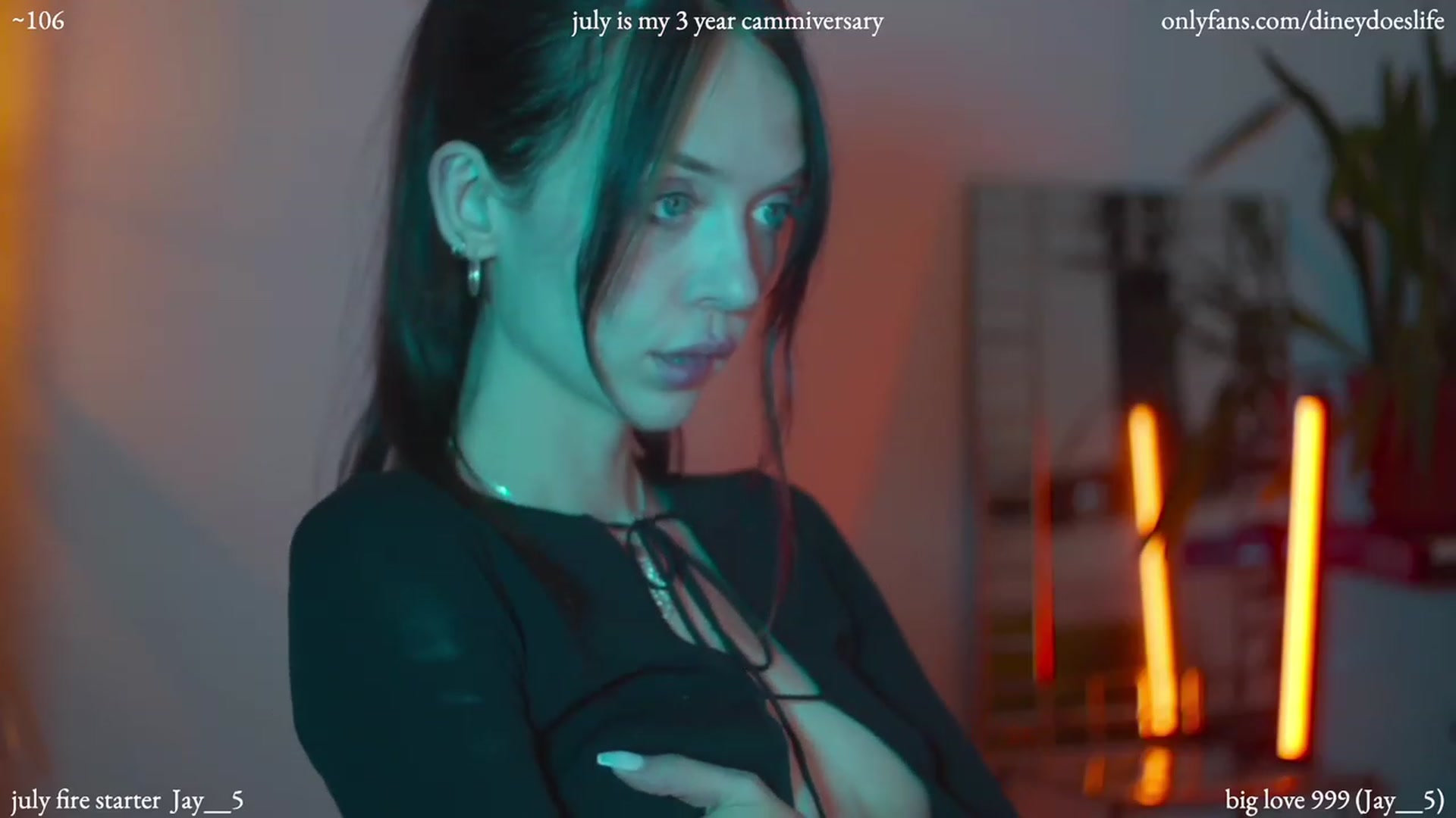 Gallery image thumbnail from diney_'s myfreecams stream on, 07/08/2023, 04:34 image 18 of 20