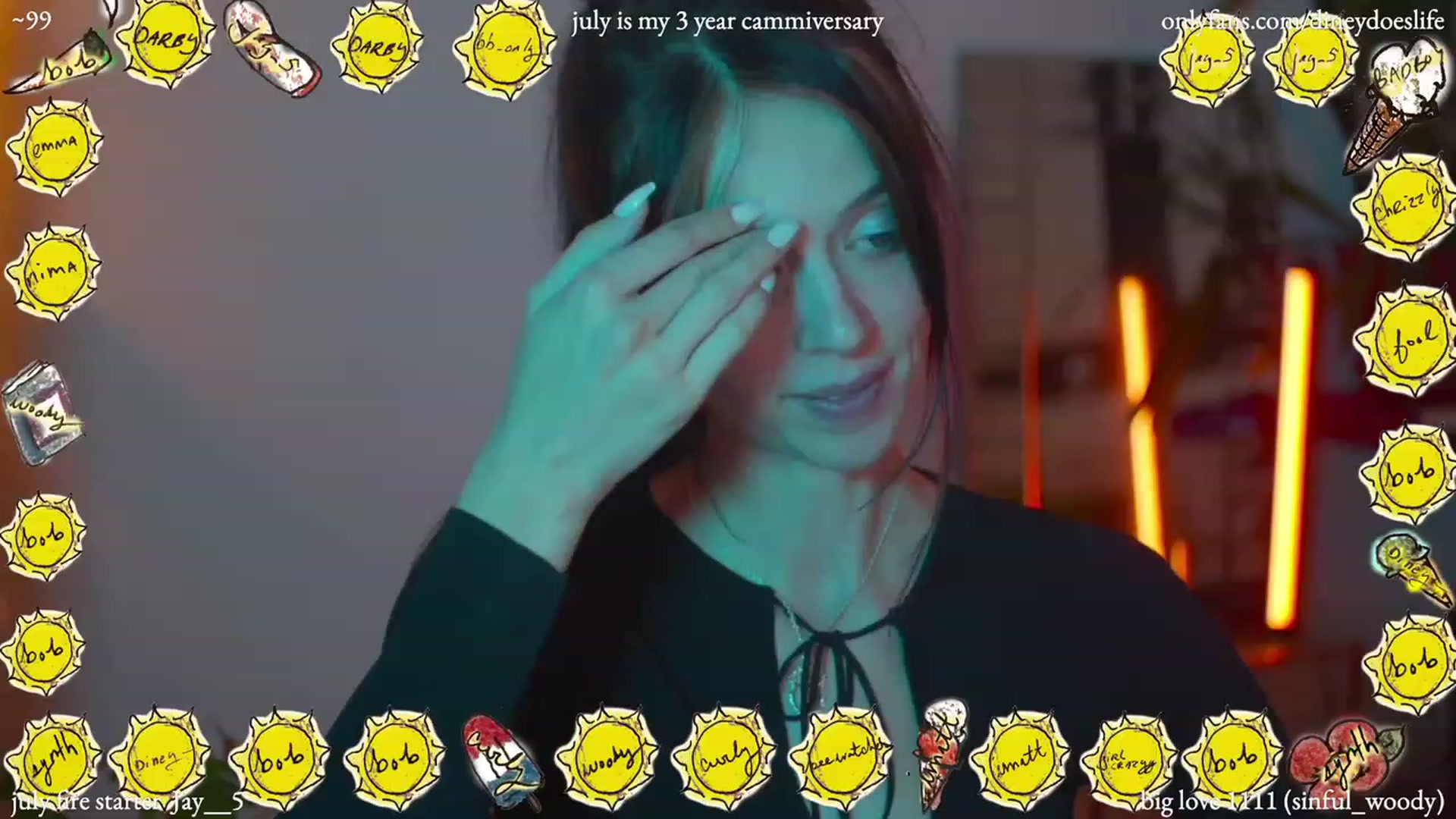 Gallery image thumbnail from diney_'s myfreecams stream on, 07/08/2023, 05:56 image 15 of 20