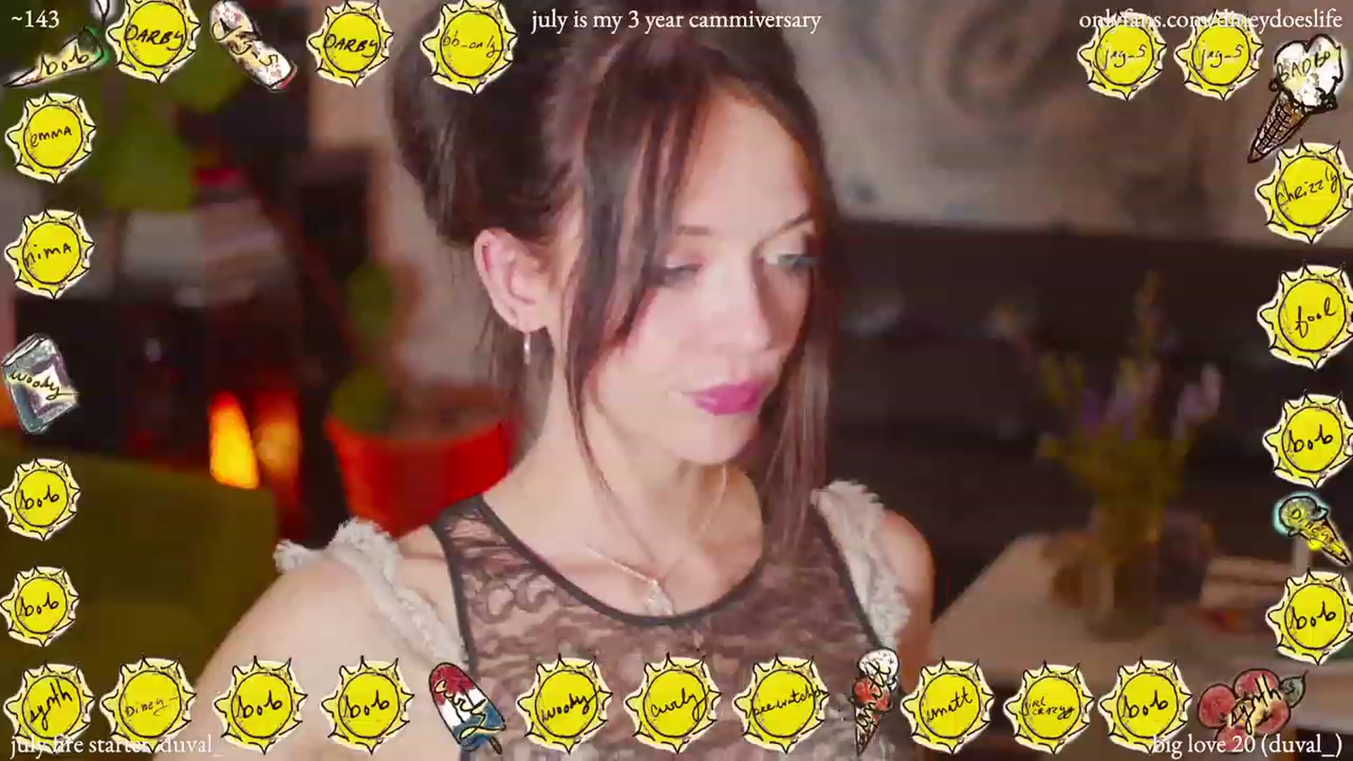 Gallery image thumbnail from diney_'s myfreecams stream on, 07/11/2023, 04:45 image 4 of 20