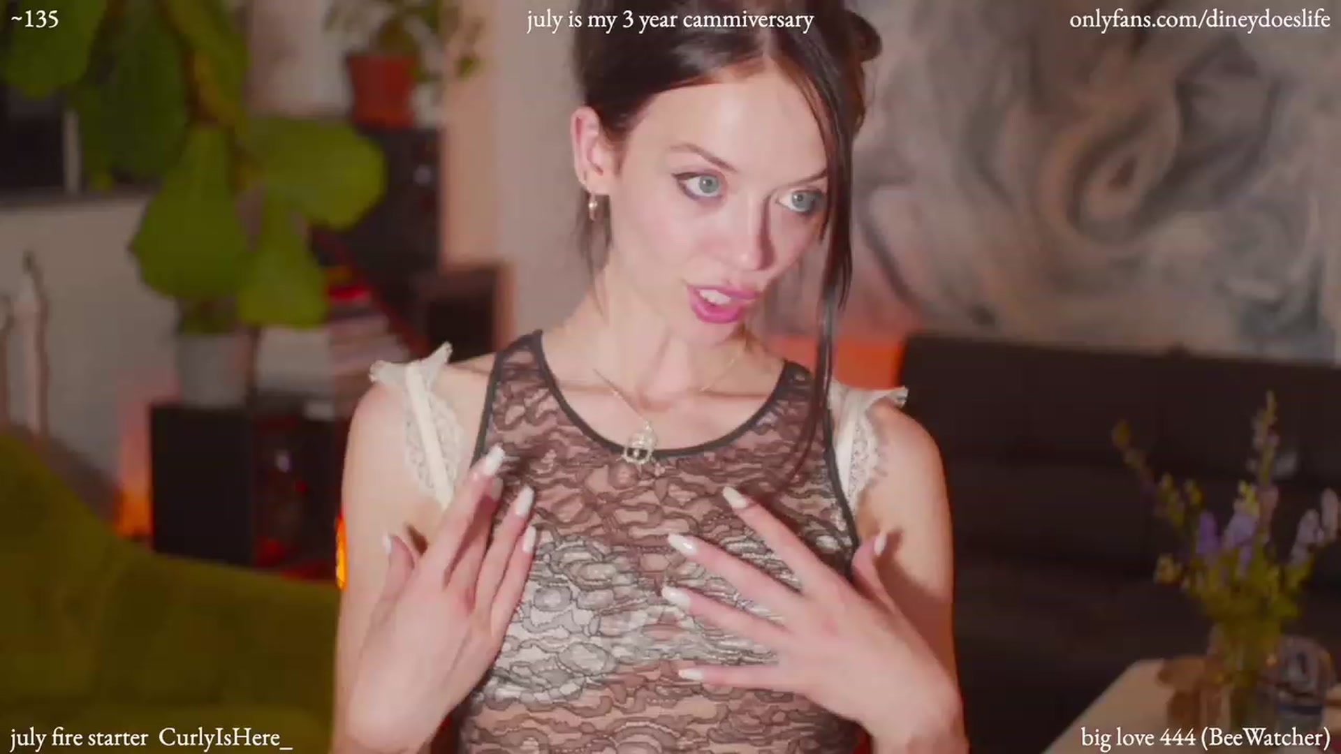 Gallery image thumbnail from diney_'s myfreecams stream on, 07/11/2023, 04:45 image 14 of 20