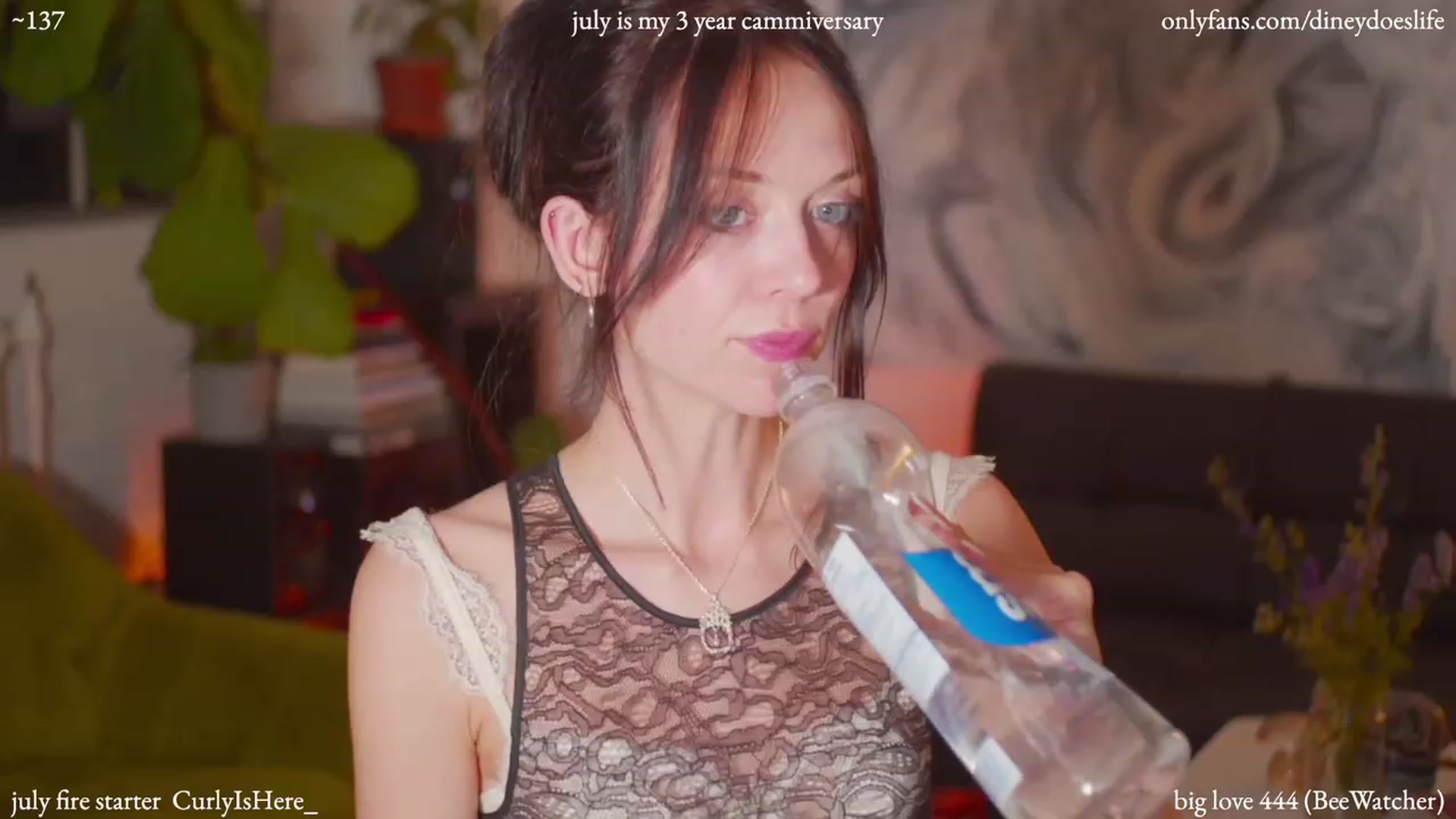 Gallery image thumbnail from diney_'s myfreecams stream on, 07/11/2023, 04:45 image 11 of 20