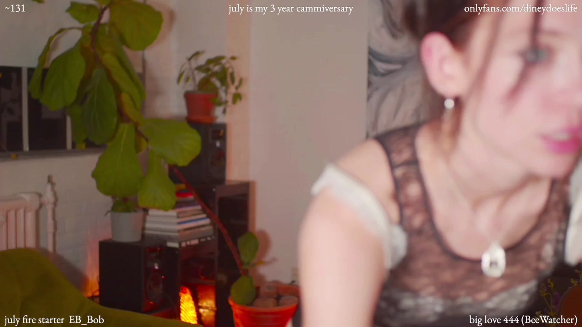 Gallery image thumbnail from diney_'s myfreecams stream on, 07/11/2023, 05:21 image 2 of 20