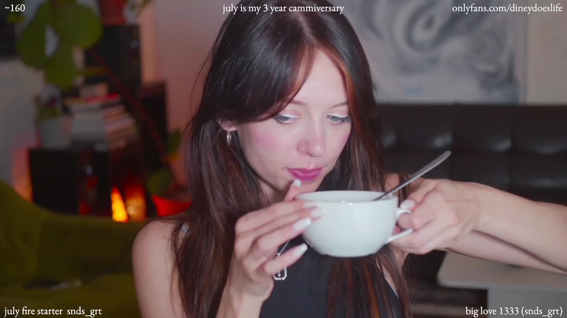 Gallery image thumbnail from diney_'s myfreecams stream on, 07/14/2023, 05:55 image 2 of 20
