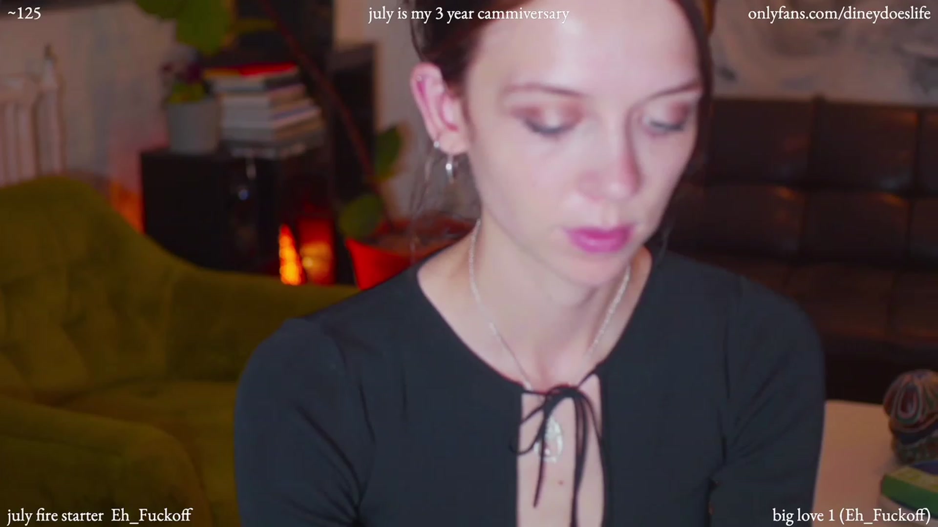 Gallery image thumbnail from diney_'s myfreecams stream on, 07/16/2023, 03:22 image 4 of 20