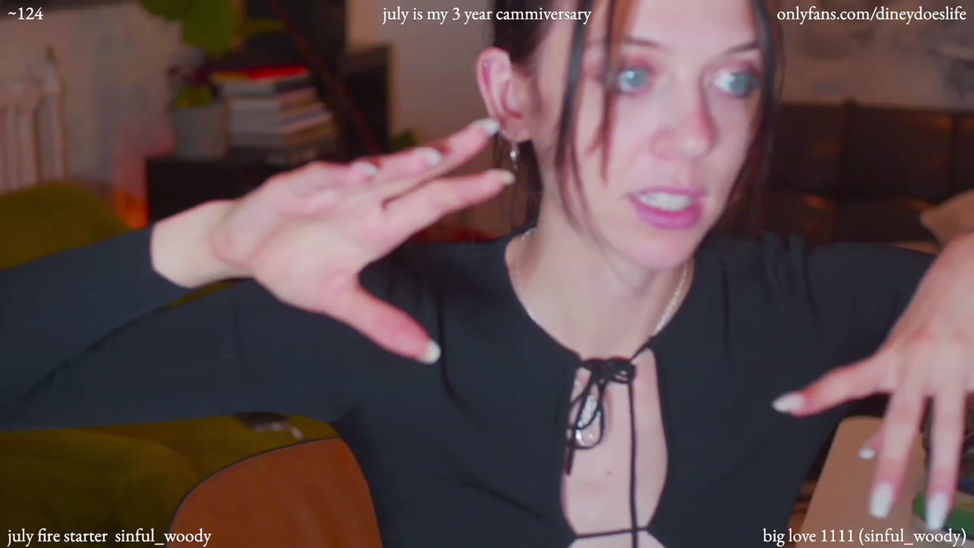 Gallery image thumbnail from diney_'s myfreecams stream on, 07/16/2023, 05:50 image 13 of 20