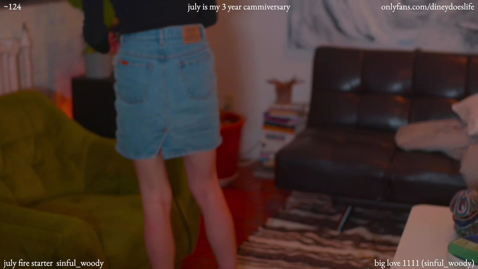 Gallery image thumbnail from diney_'s myfreecams stream on, 07/16/2023, 05:50 image 15 of 20