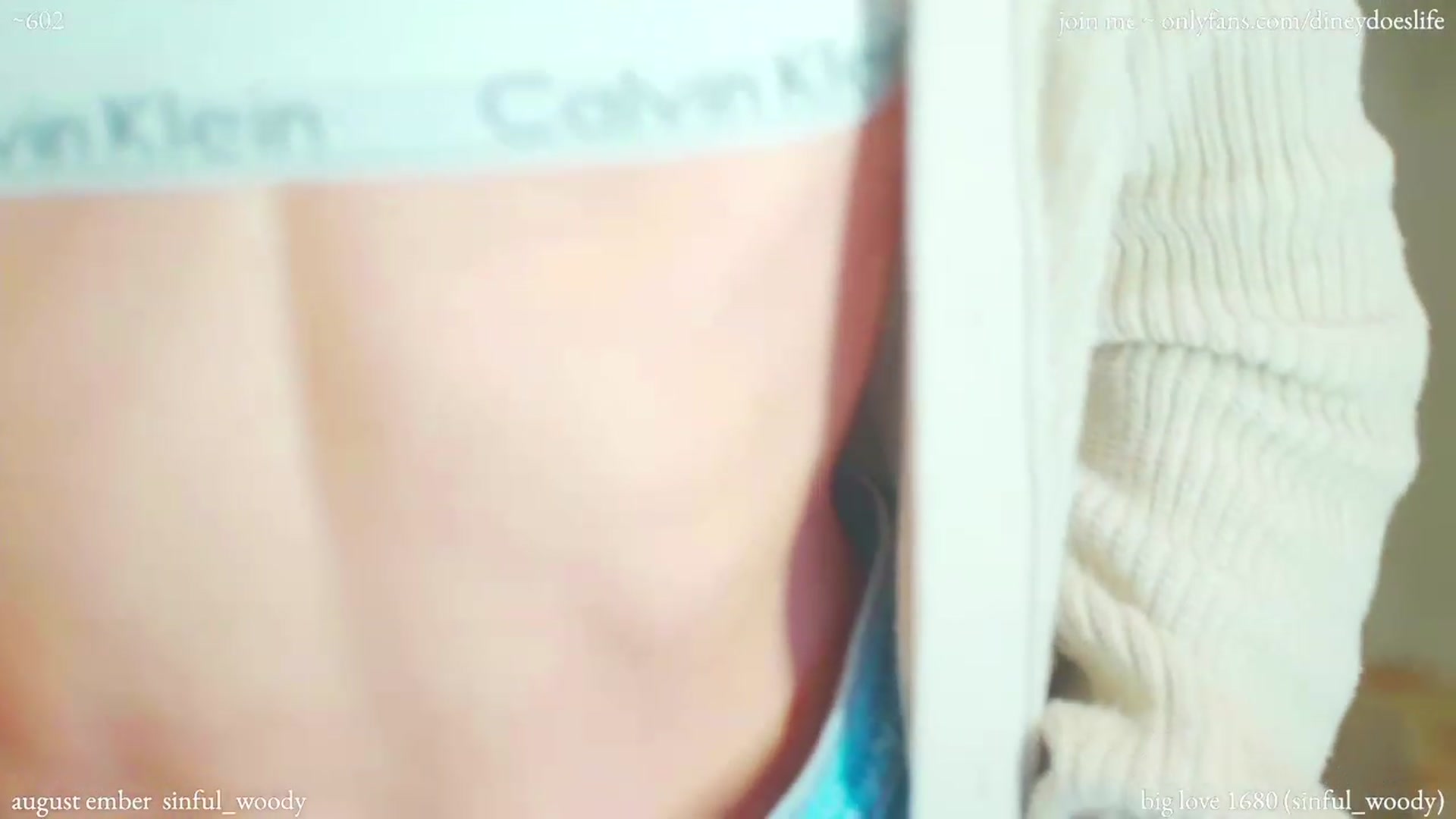 Gallery image thumbnail from diney_'s myfreecams stream on, 08/26/2023, 05:06 image 11 of 20