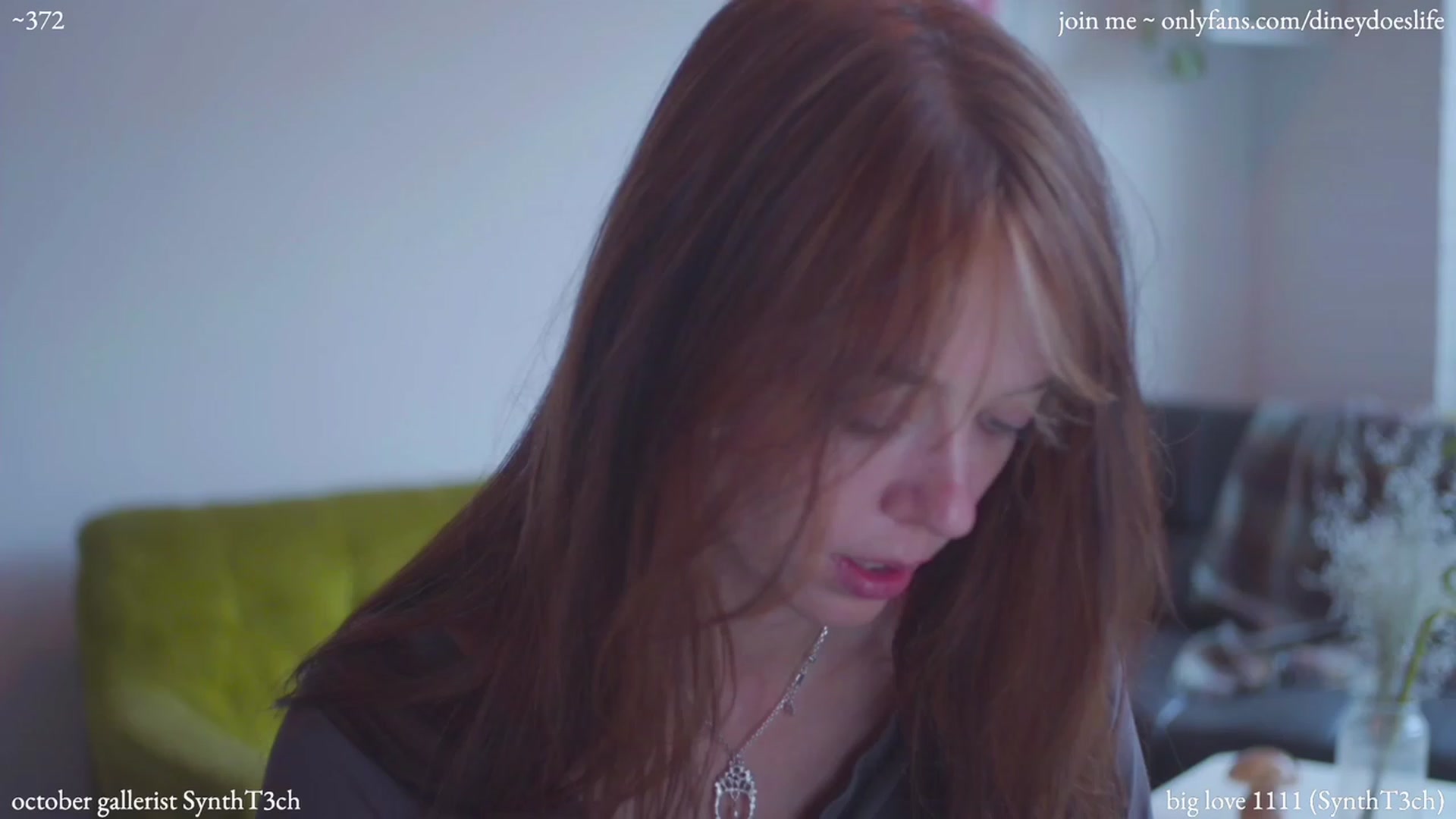 Gallery image thumbnail from diney_'s myfreecams stream on, 10/08/2023, 21:54 image 9 of 20