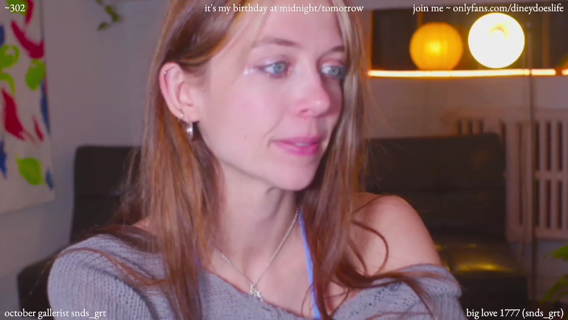 Gallery image thumbnail from diney_'s myfreecams stream on, 10/18/2023, 06:18 image 7 of 20