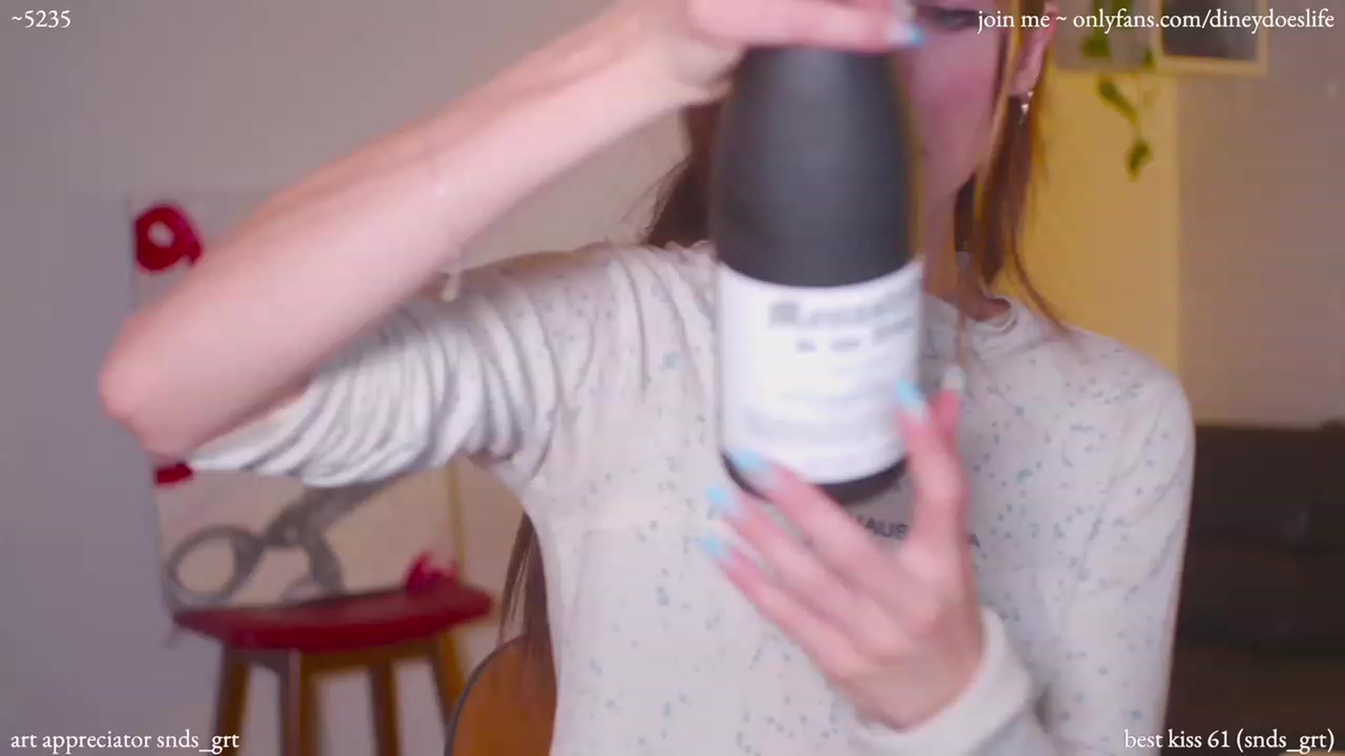 Gallery image thumbnail from diney_'s myfreecams stream on, 11/03/2023, 03:27 image 12 of 20