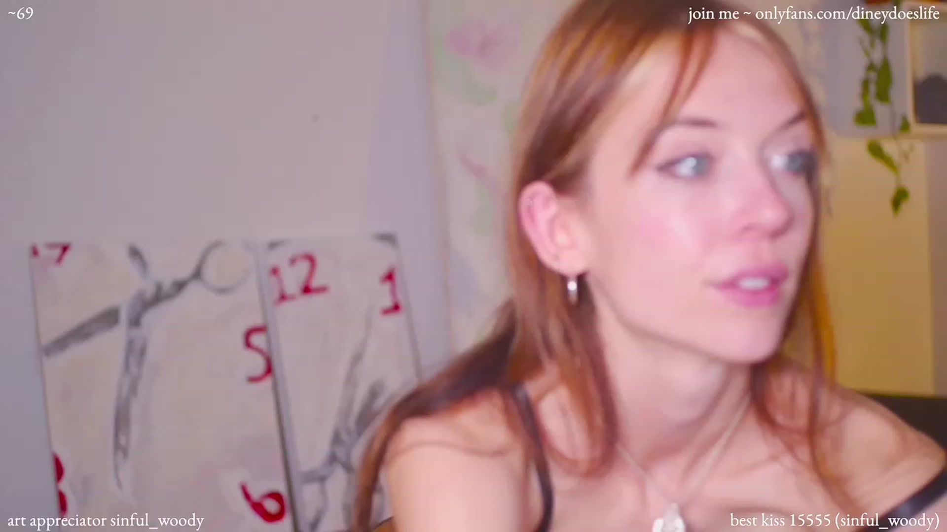Gallery image thumbnail from diney_'s myfreecams stream on, 11/03/2023, 06:15 image 18 of 20
