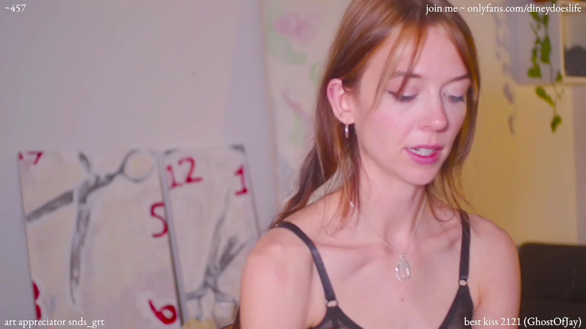Gallery image thumbnail from diney_'s myfreecams stream on, 11/03/2023, 06:15 image 15 of 20