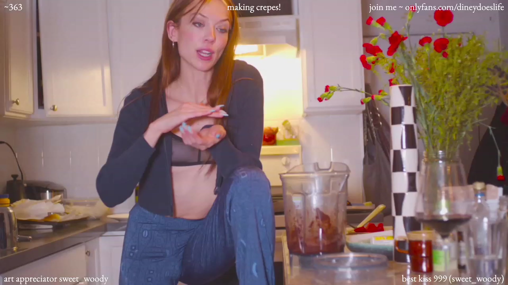 Gallery image thumbnail from diney_'s myfreecams stream on, 11/20/2023, 05:15 image 18 of 20