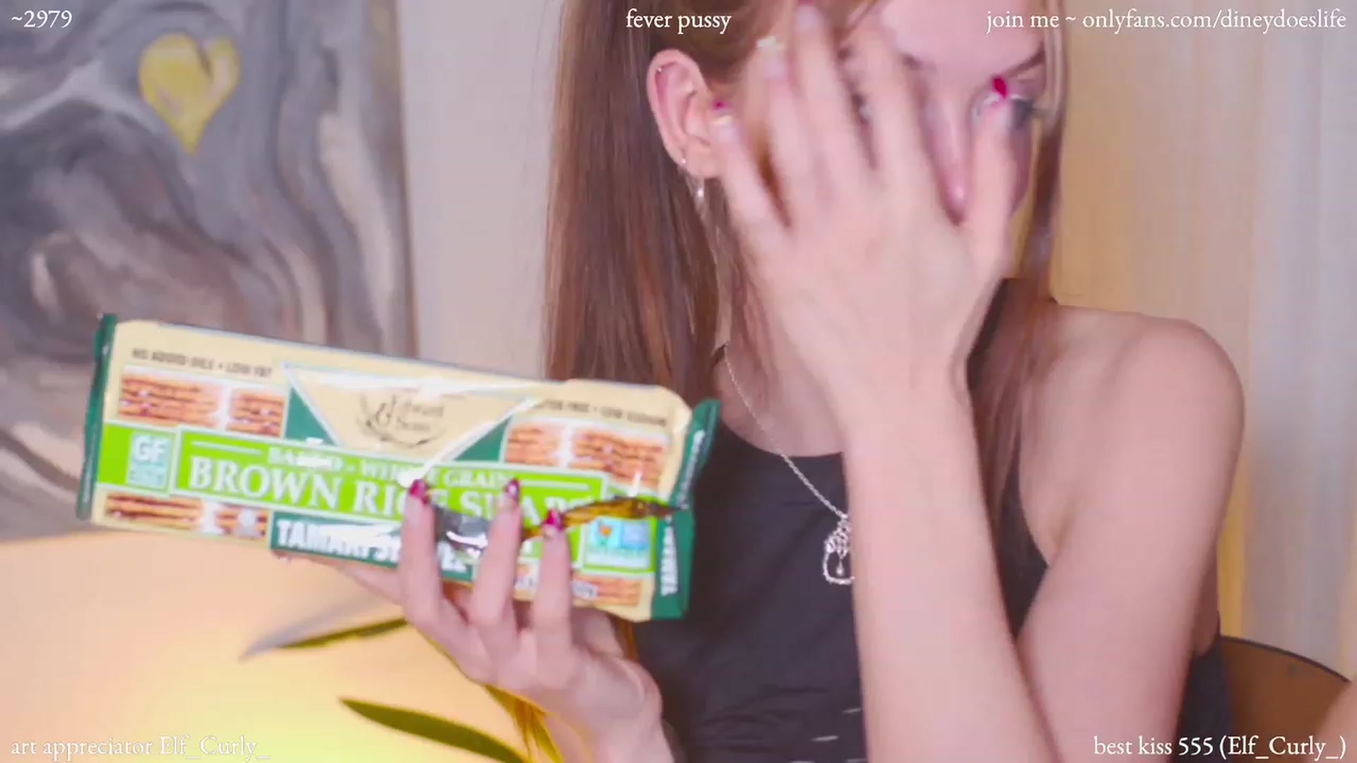 Gallery image thumbnail from diney_'s myfreecams stream on, 12/05/2023, 06:30 image 9 of 20