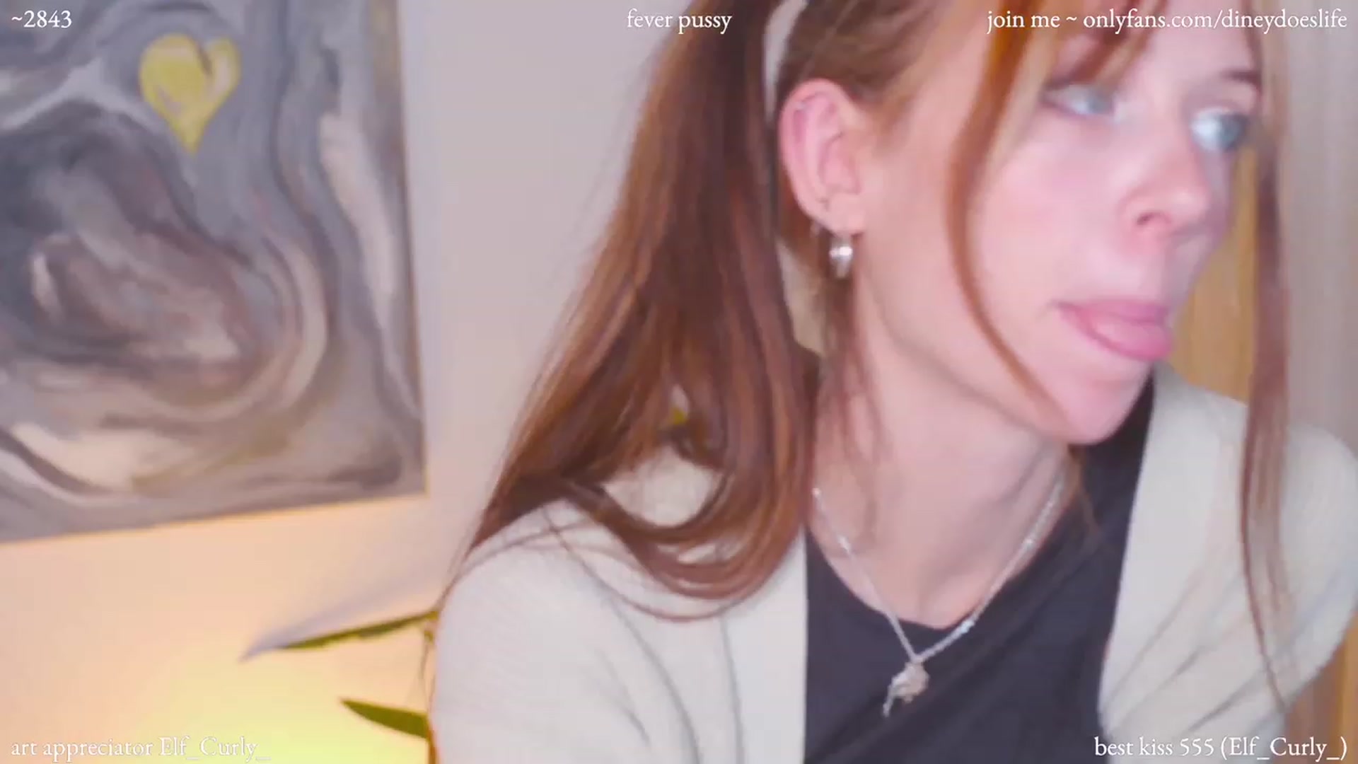 Gallery image thumbnail from diney_'s myfreecams stream on, 12/05/2023, 06:30 image 14 of 20