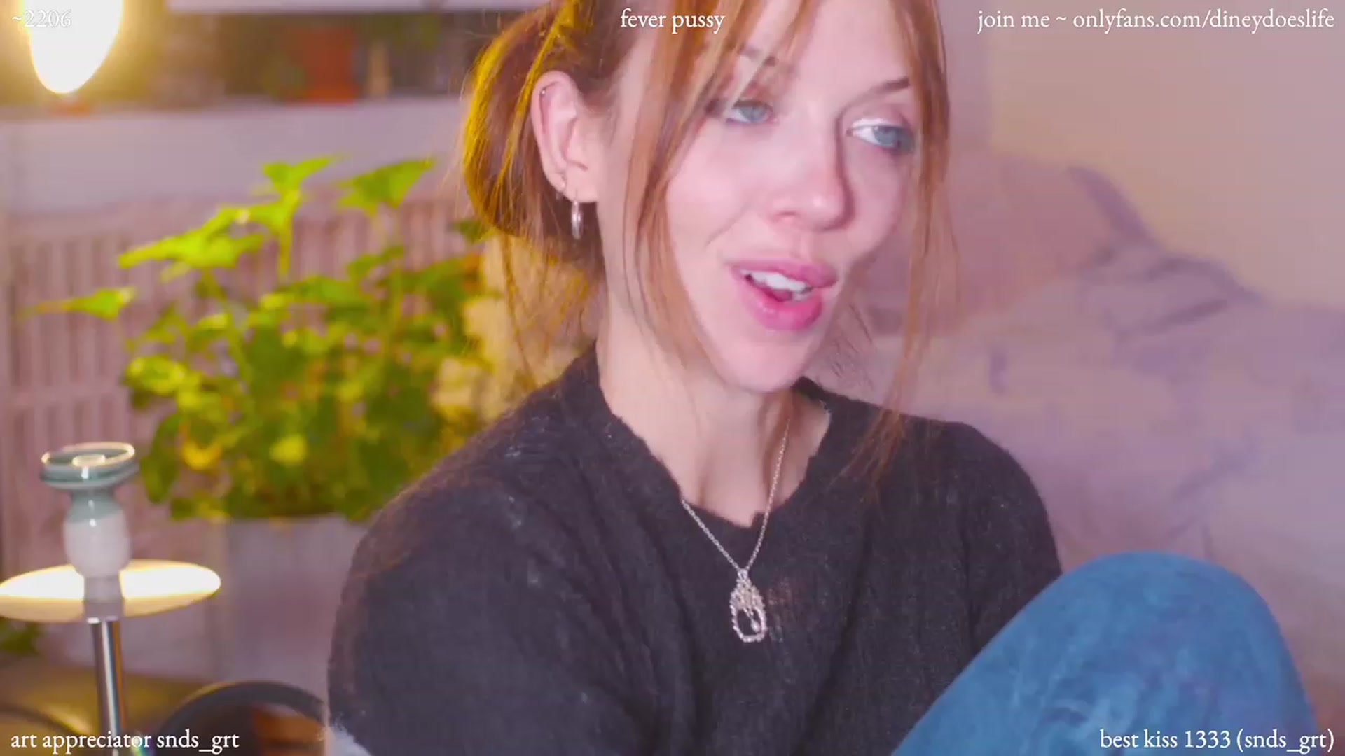 Gallery image thumbnail from diney_'s myfreecams stream on, 12/08/2023, 05:41 image 15 of 20