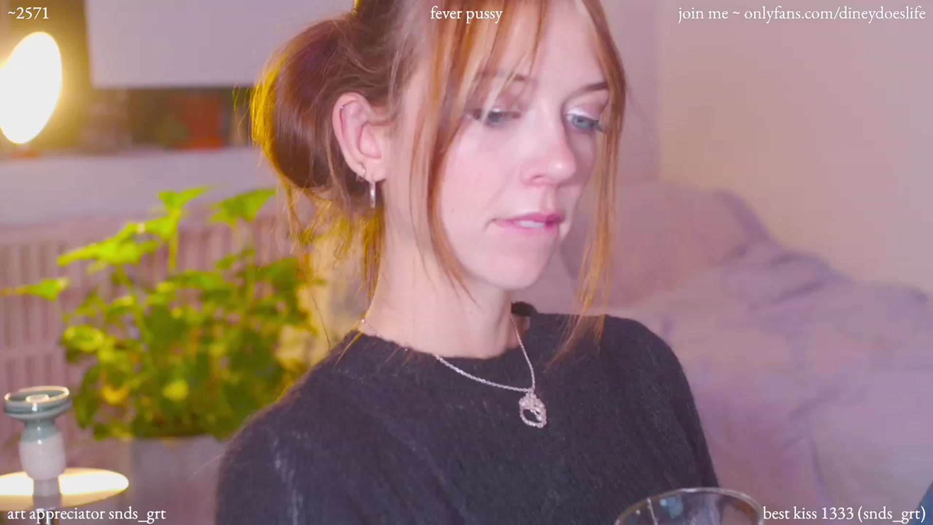Gallery image thumbnail from diney_'s myfreecams stream on, 12/08/2023, 05:41 image 8 of 20