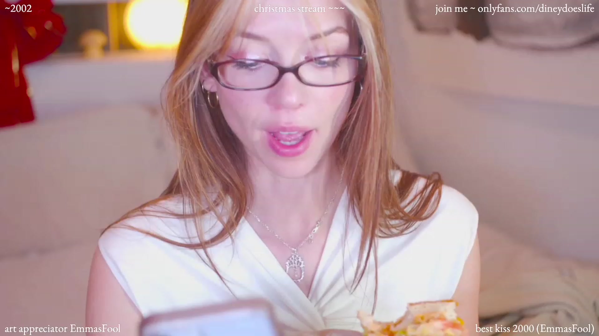 Gallery image thumbnail from diney_'s myfreecams stream on, 12/21/2023, 05:46 image 16 of 20