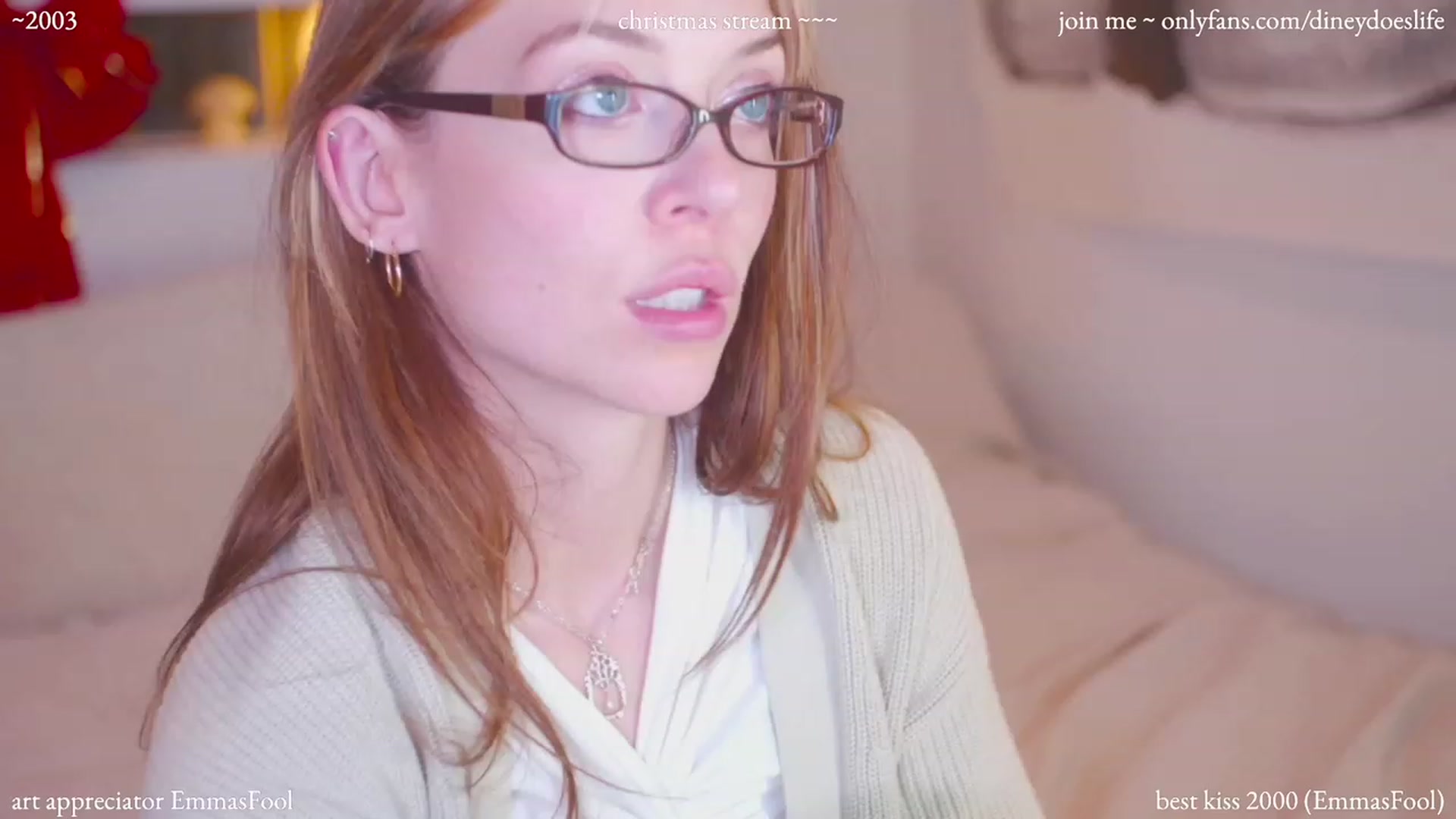 Gallery image thumbnail from diney_'s myfreecams stream on, 12/21/2023, 05:46 image 12 of 20