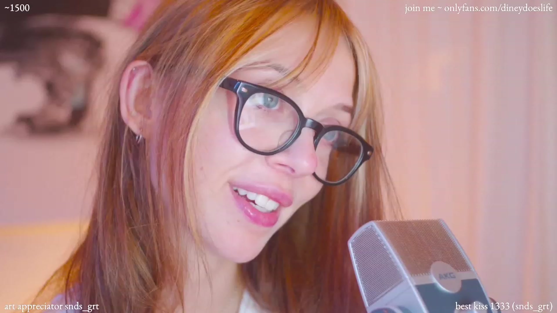 Gallery image thumbnail from diney_'s myfreecams stream on, 01/07/2024, 22:22 image 14 of 20