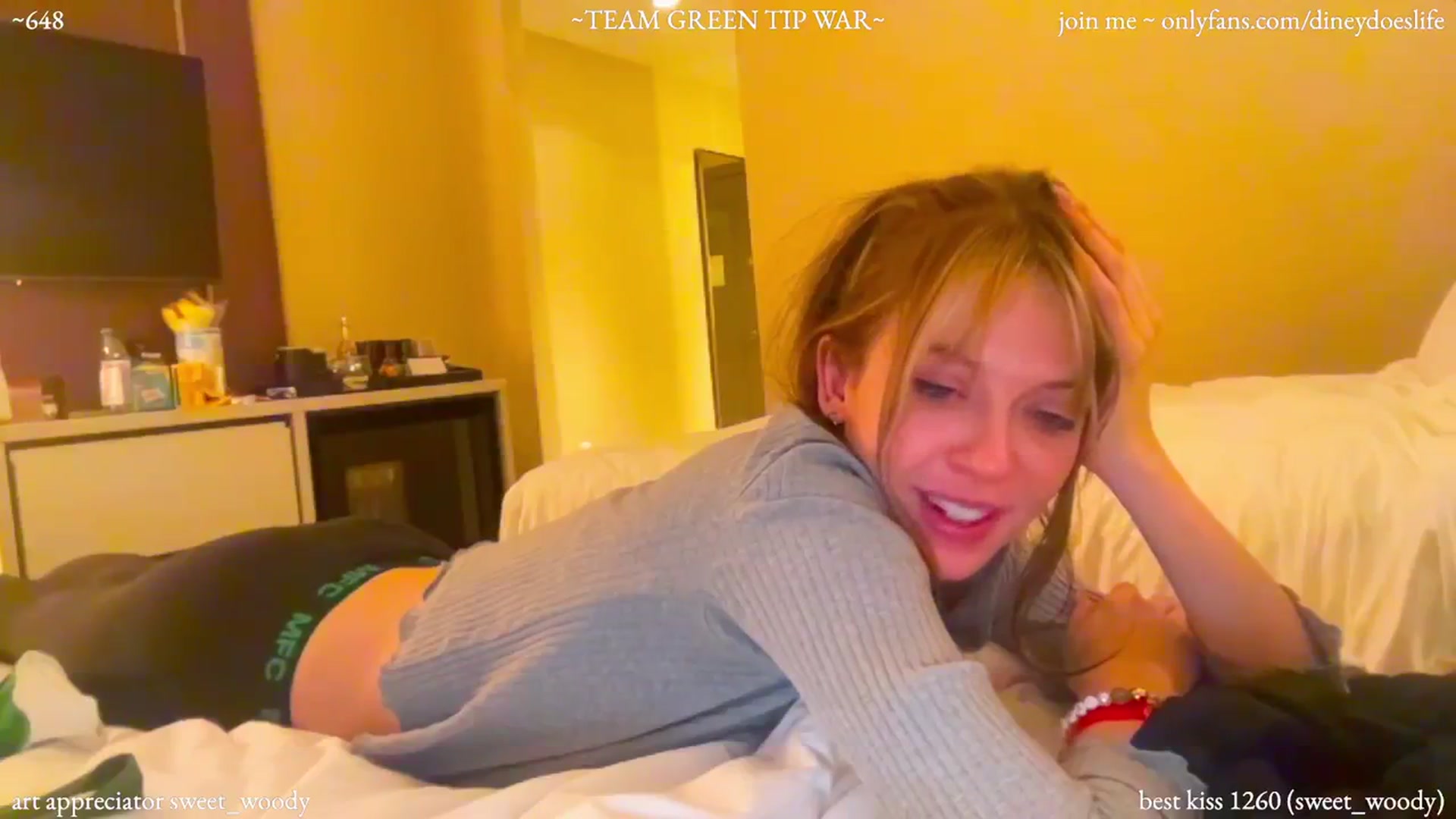 Gallery image thumbnail from diney_'s myfreecams stream on, 01/26/2024, 08:40 image 4 of 20