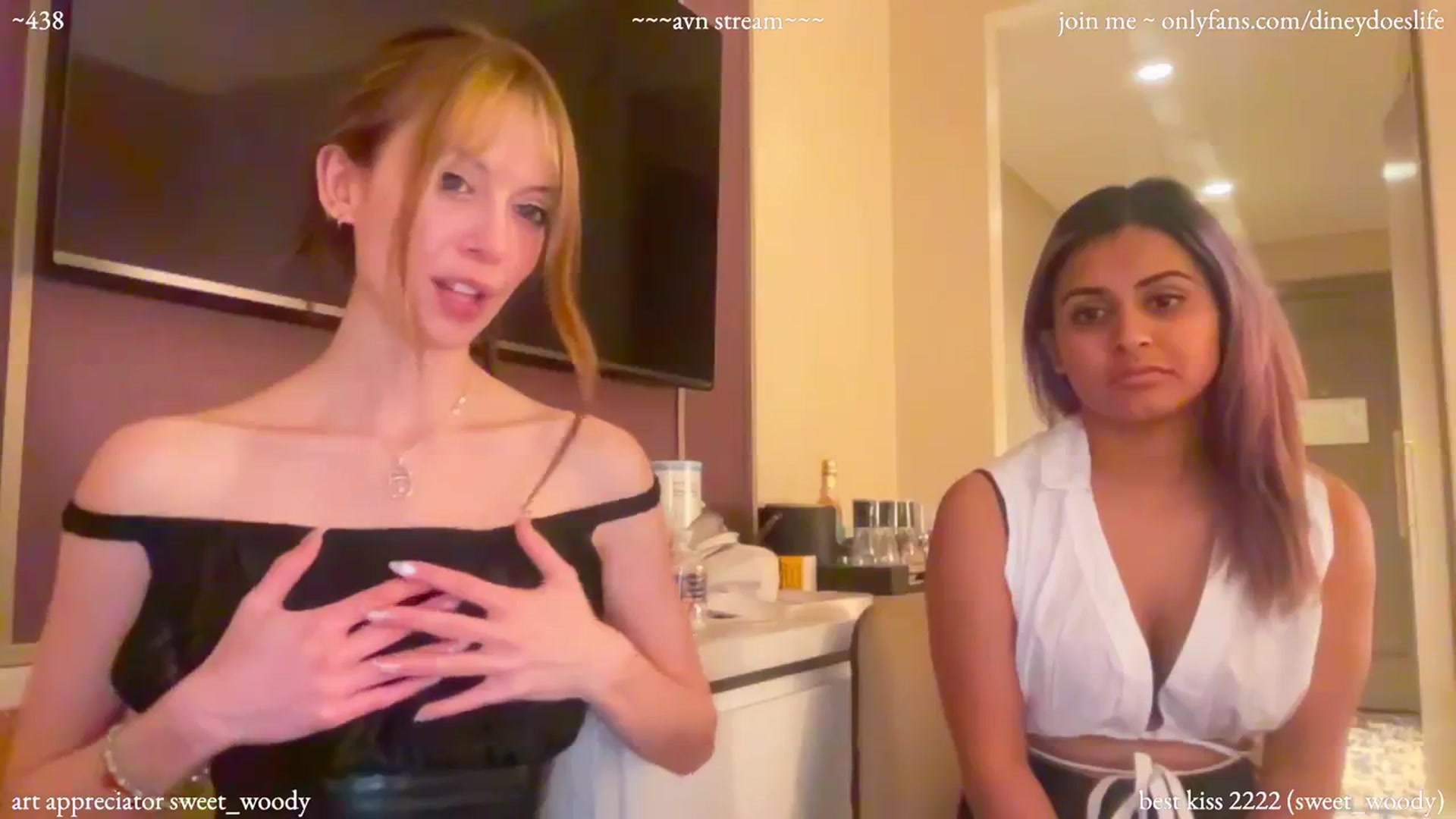 Gallery image thumbnail from diney_'s myfreecams stream on, 01/28/2024, 04:20 image 16 of 20