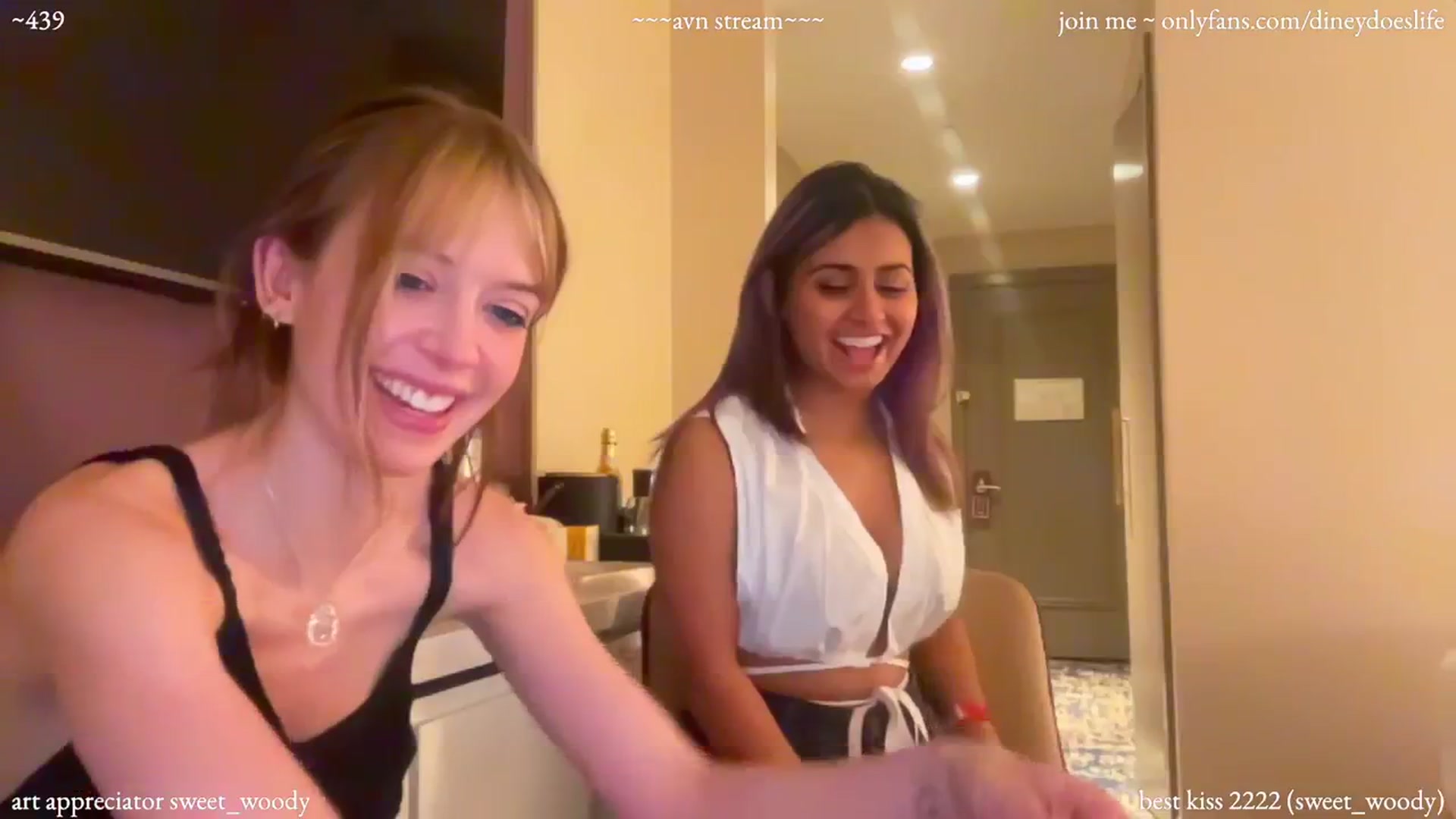 Gallery image thumbnail from diney_'s myfreecams stream on, 01/28/2024, 04:20 image 18 of 20