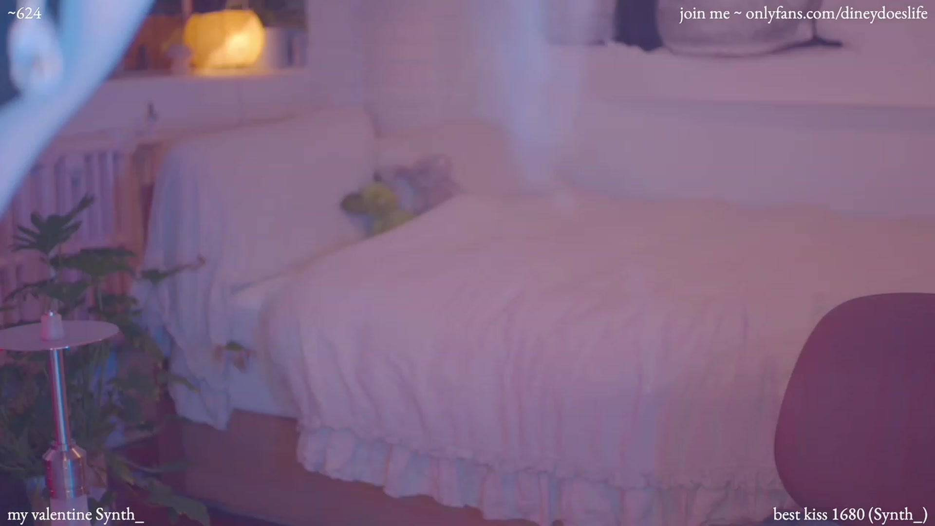 Gallery image thumbnail from diney_'s myfreecams stream on, 02/28/2024, 06:10 image 3 of 20