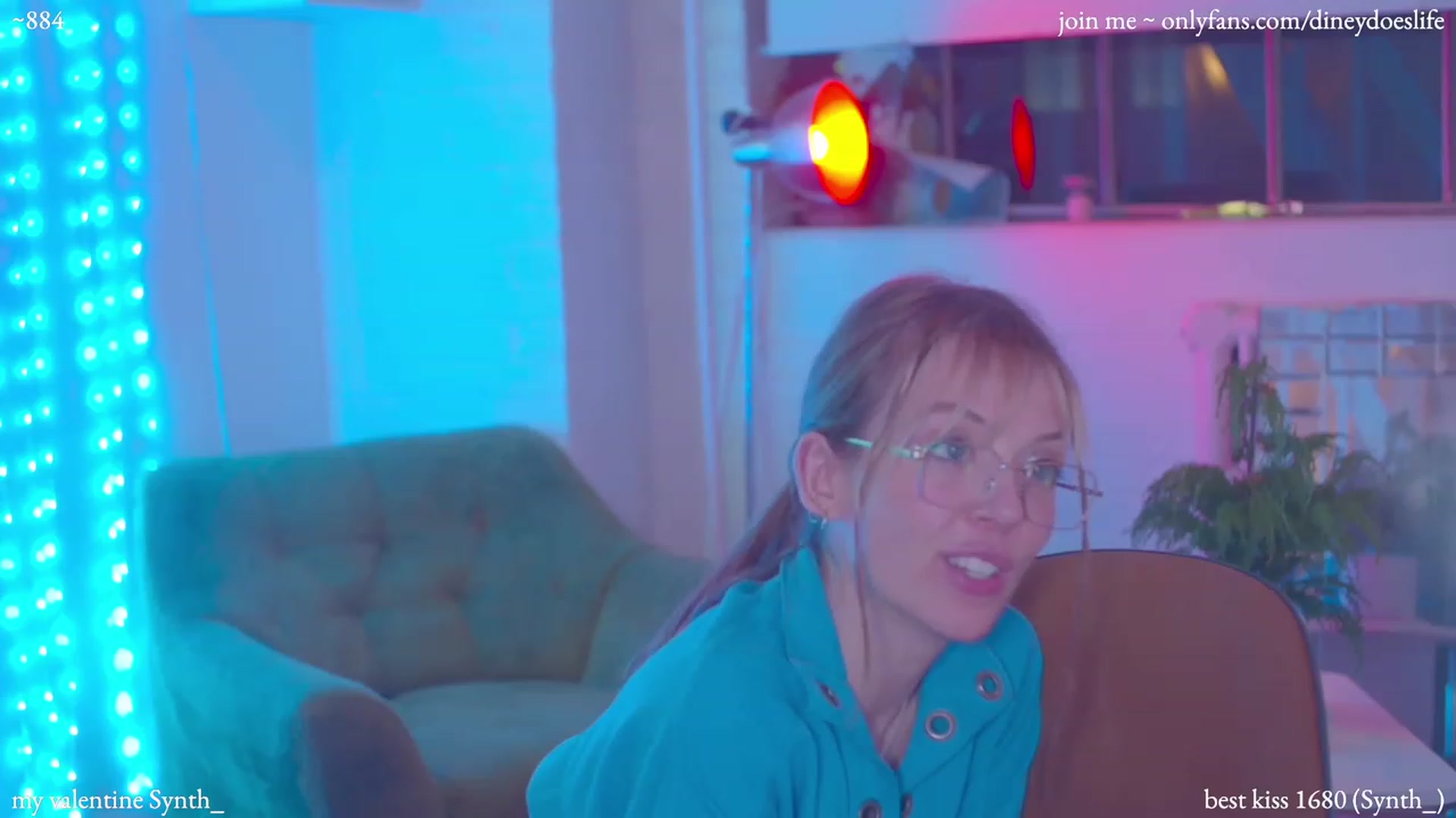 Gallery image thumbnail from diney_'s myfreecams stream on, 03/12/2024, 04:55 image 6 of 20