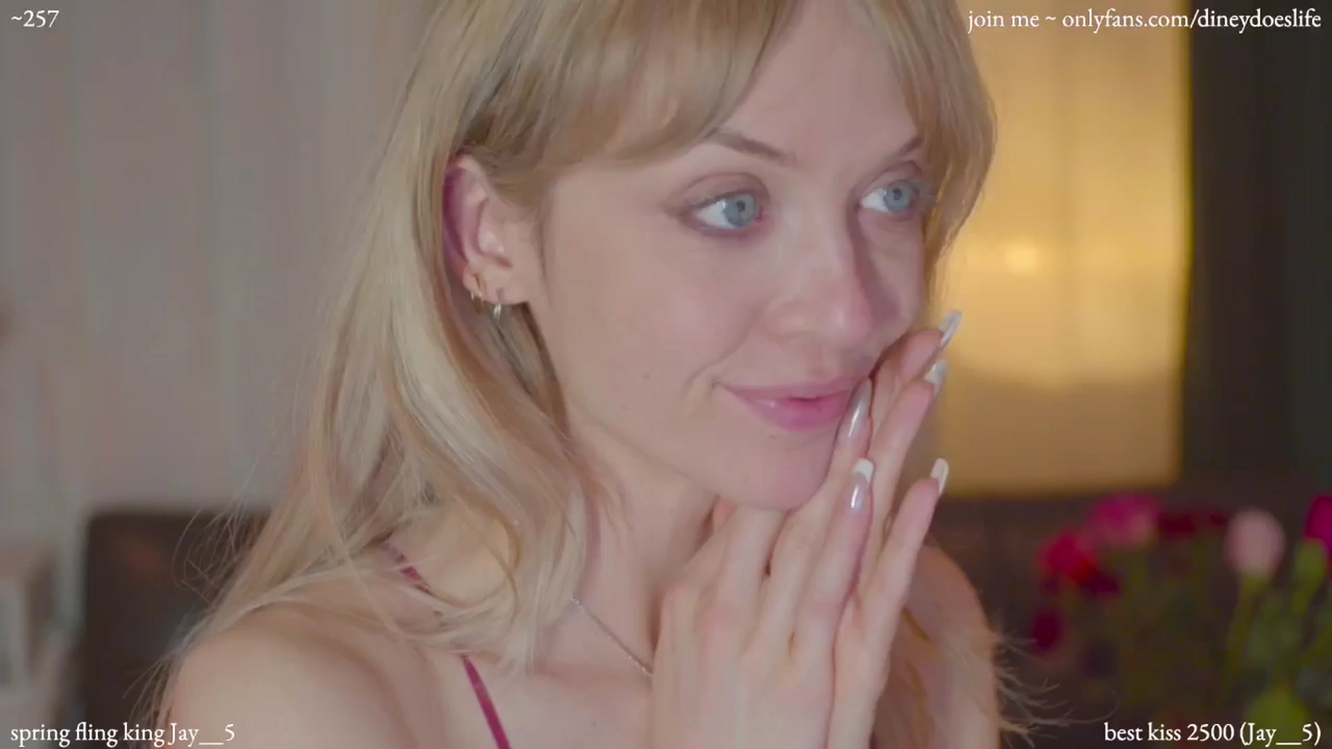 Gallery image thumbnail from diney_'s myfreecams stream on, 05/10/2024, 05:01 image 17 of 20