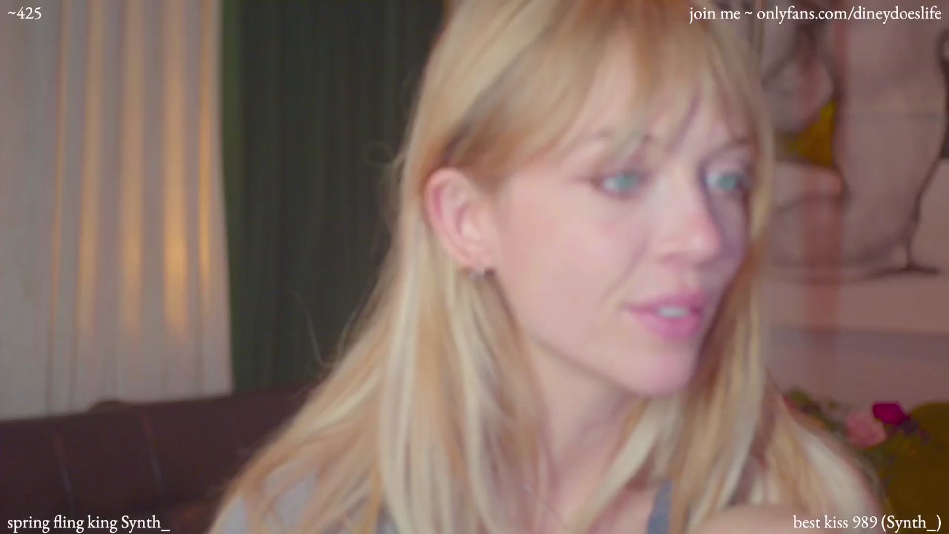 Gallery image thumbnail from diney_'s myfreecams stream on, 05/17/2024, 04:08 image 15 of 20