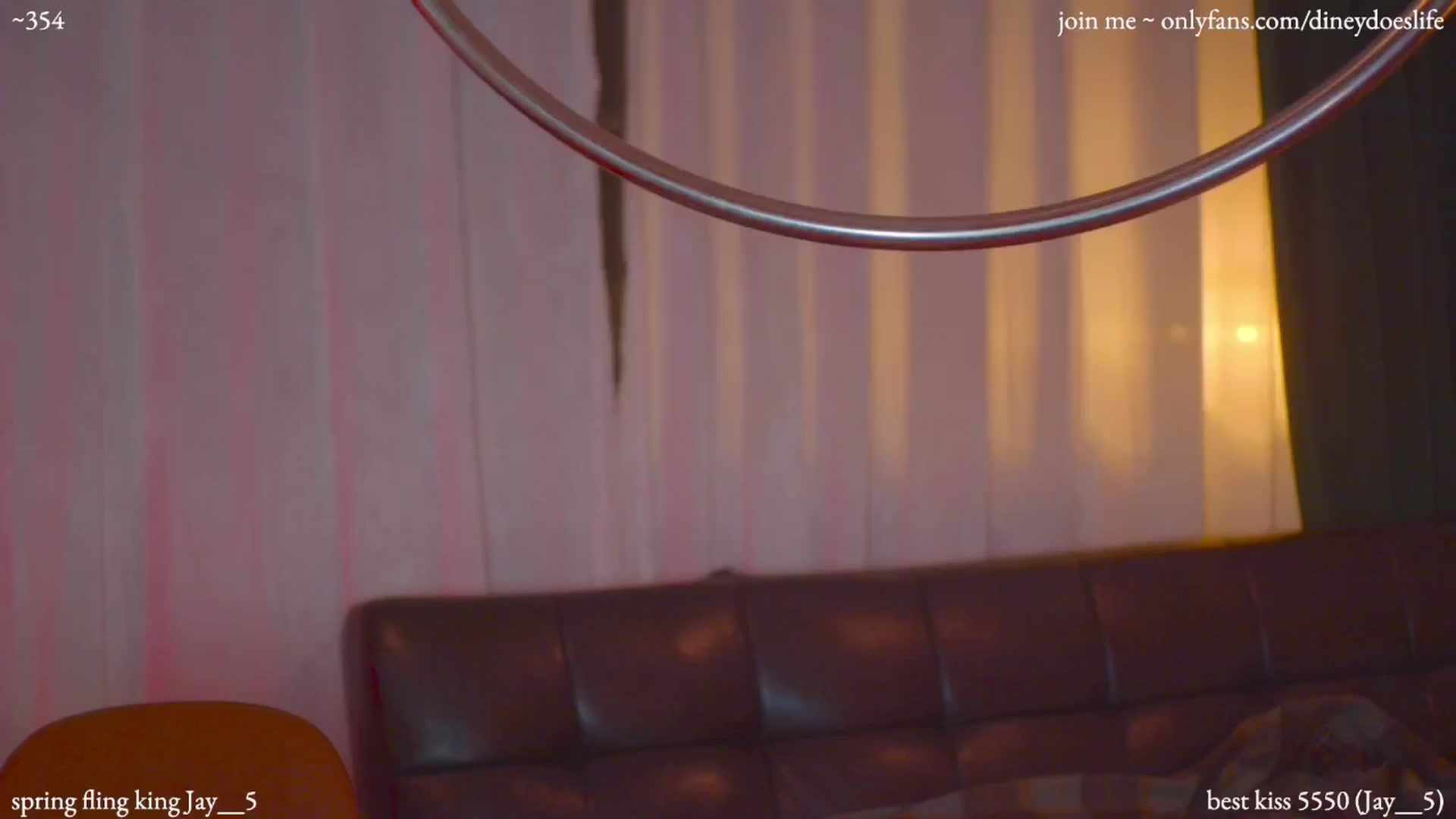 Gallery image thumbnail from diney_'s myfreecams stream on, 05/22/2024, 05:02 image 3 of 20
