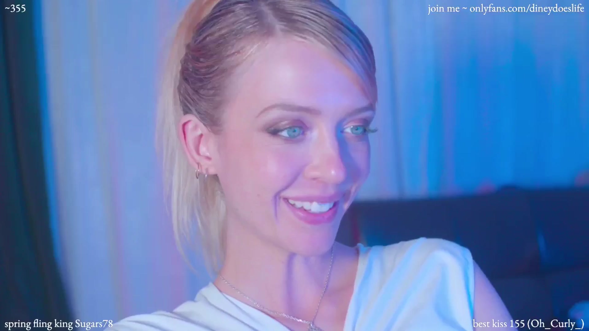 Gallery image thumbnail from diney_'s myfreecams stream on, 05/26/2024, 04:51 image 15 of 20
