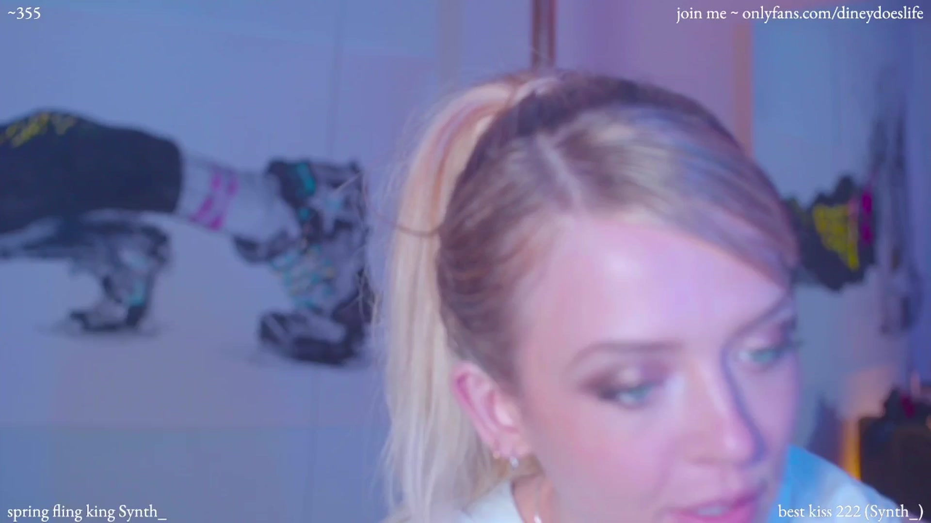 Gallery image thumbnail from diney_'s myfreecams stream on, 05/26/2024, 04:51 image 20 of 20