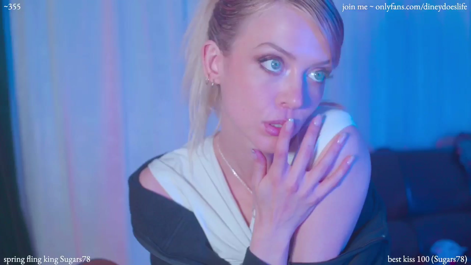 Gallery image thumbnail from diney_'s myfreecams stream on, 05/26/2024, 04:51 image 11 of 20