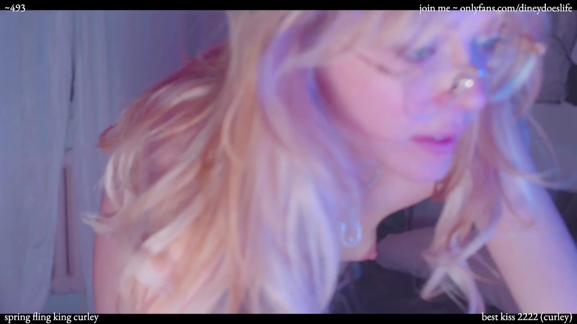 Gallery image thumbnail from diney_'s myfreecams stream on, 06/14/2024, 05:44 image 20 of 20