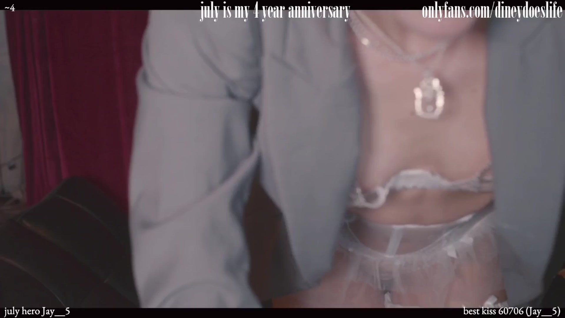 Gallery image thumbnail from diney_'s myfreecams stream on, 07/02/2024, 05:43 image 16 of 20