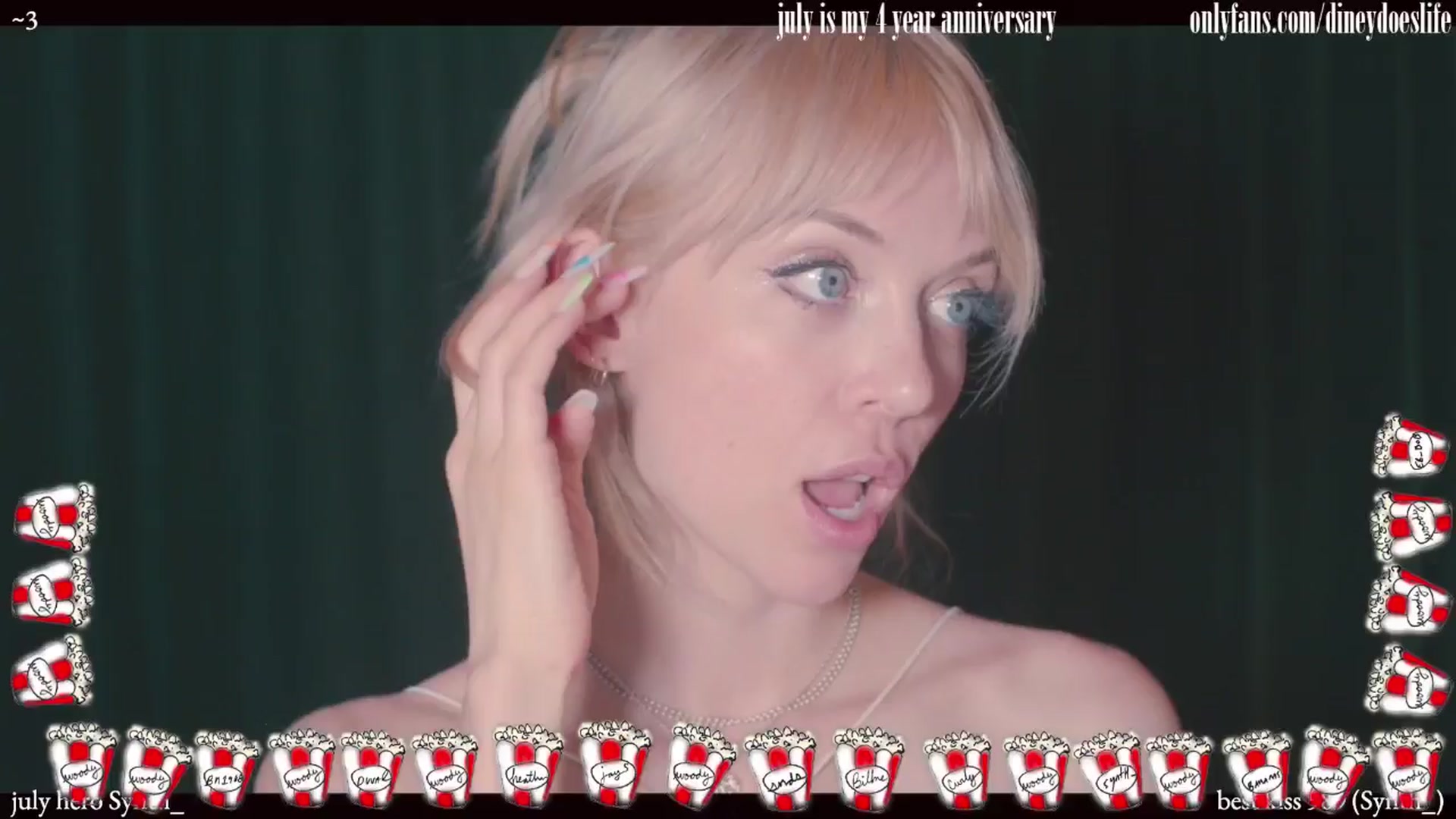 Gallery image thumbnail from diney_'s myfreecams stream on, 07/08/2024, 06:34 image 17 of 20