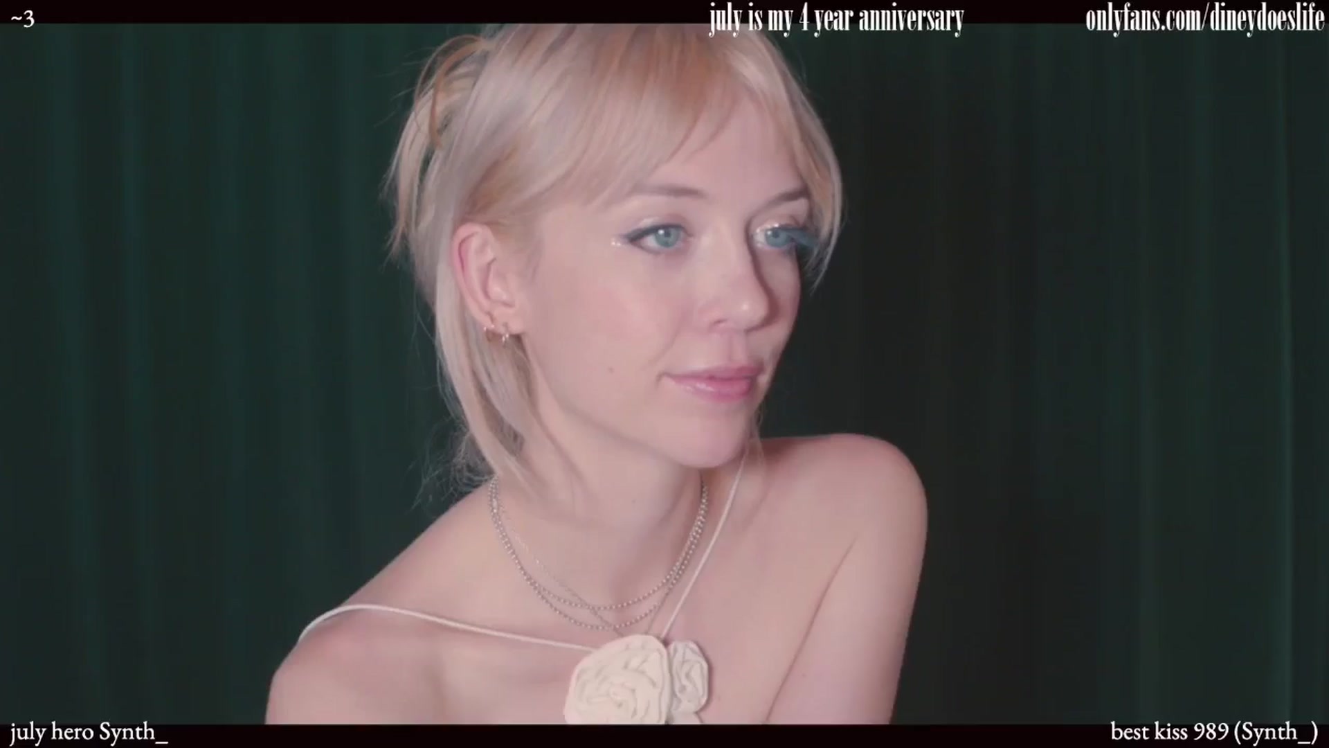 Gallery image thumbnail from diney_'s myfreecams stream on, 07/08/2024, 06:34 image 5 of 20