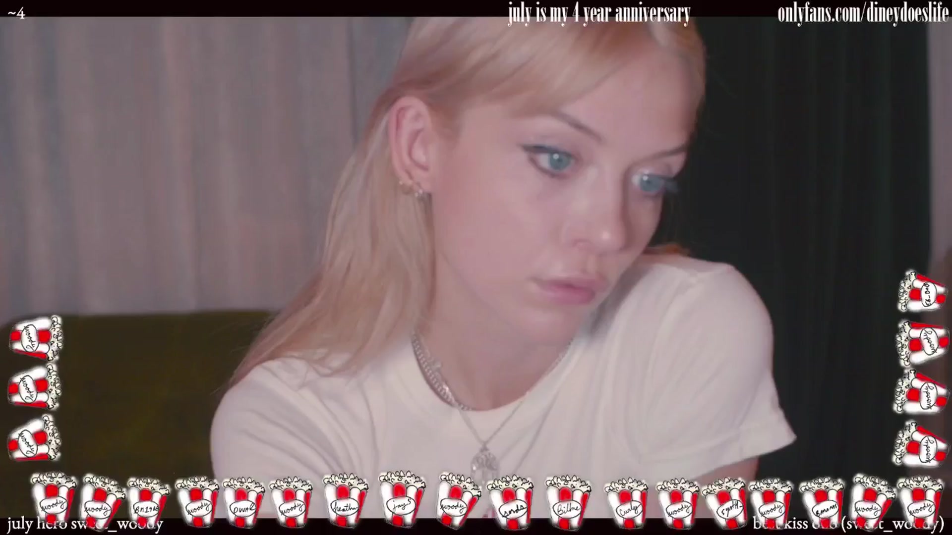 Gallery image thumbnail from diney_'s myfreecams stream on, 07/09/2024, 04:27 image 6 of 20