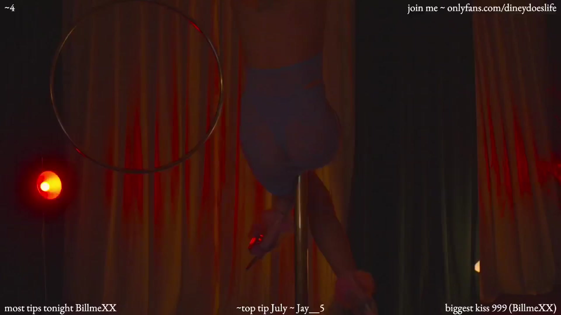 Gallery image thumbnail from diney_'s myfreecams stream on, 07/12/2024, 06:45 image 4 of 20