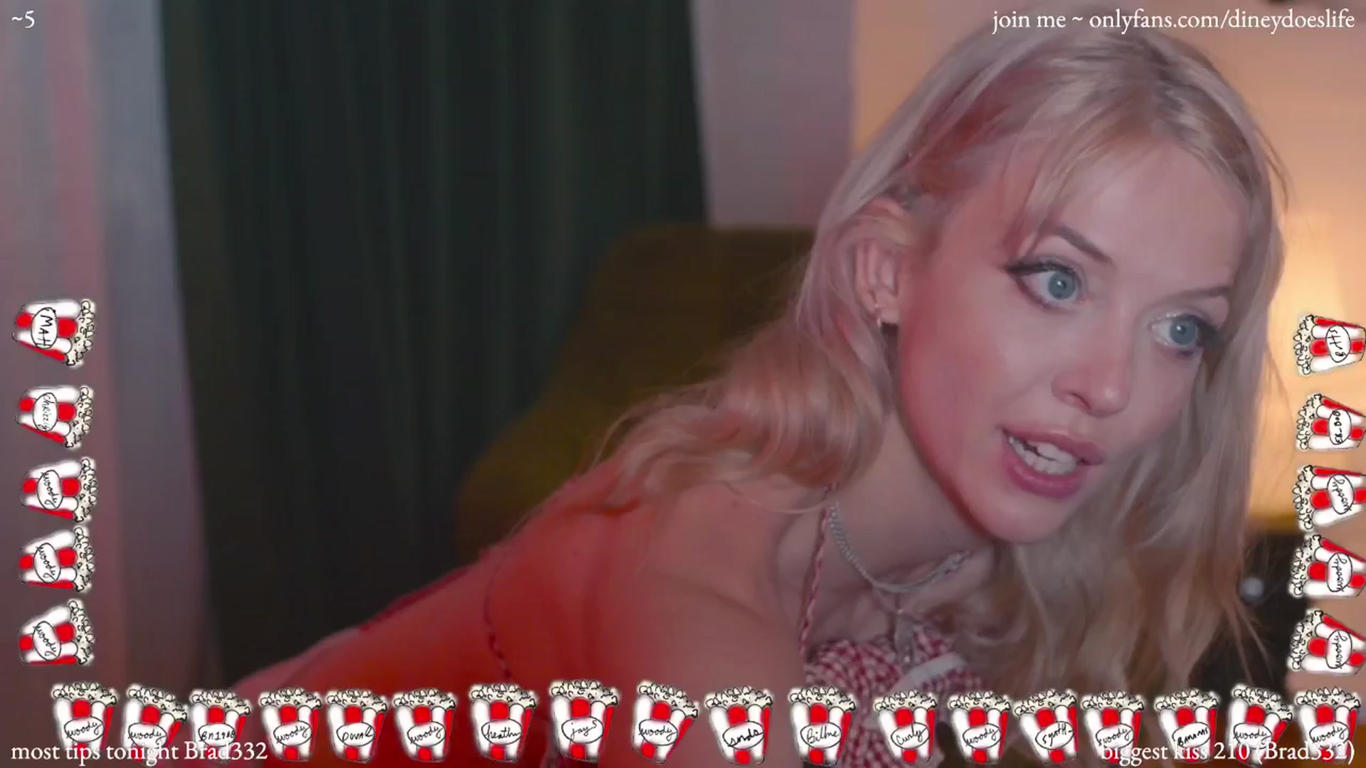 Gallery image thumbnail from diney_'s myfreecams stream on, 07/14/2024, 04:41 image 5 of 20