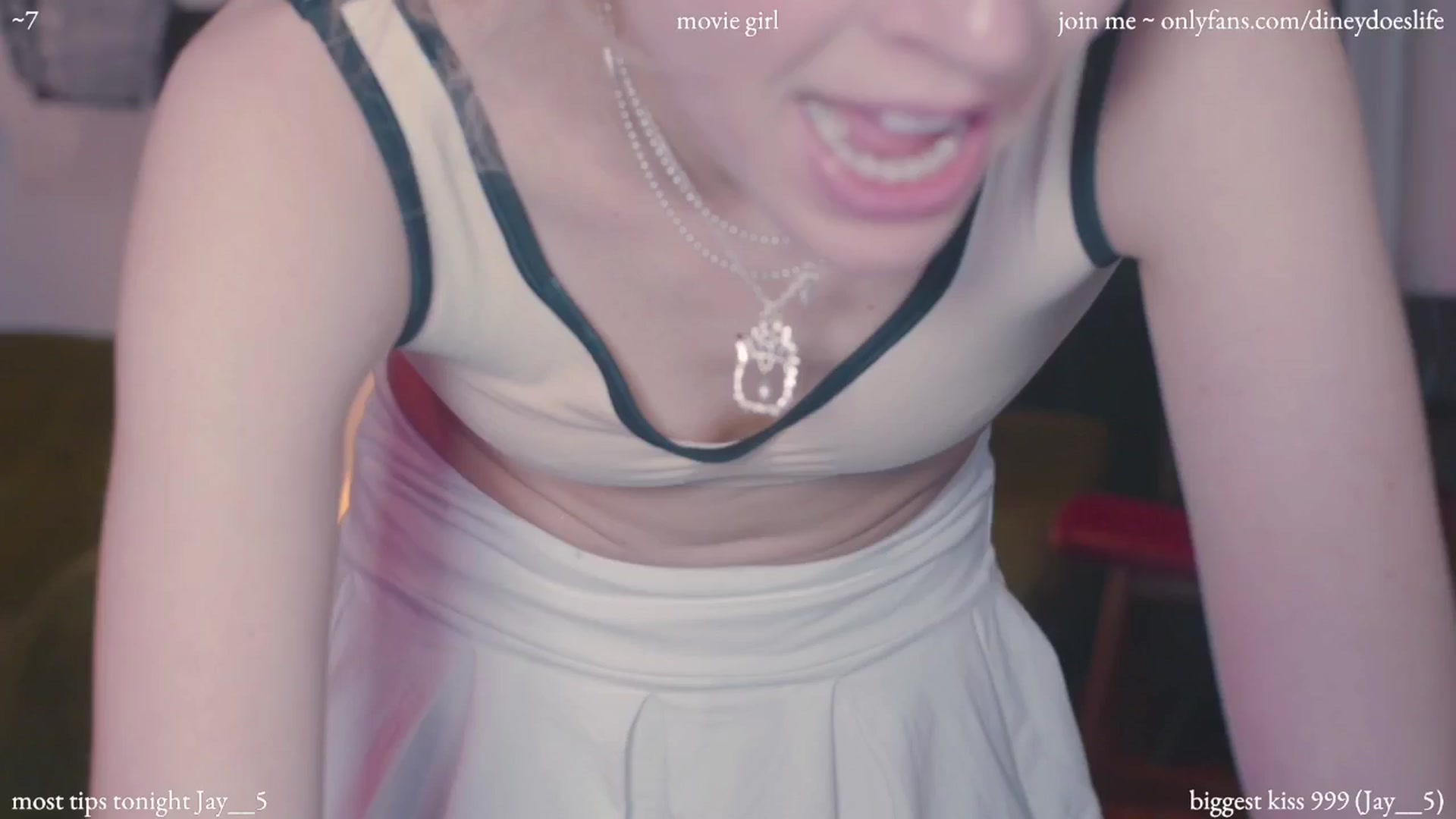 Gallery image thumbnail from diney_'s myfreecams stream on, 07/16/2024, 05:31 image 9 of 20