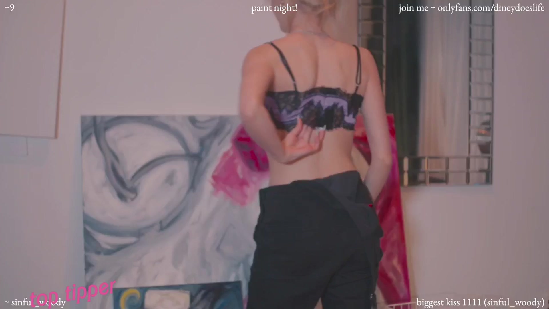 Gallery image thumbnail from diney_'s myfreecams stream on, 07/22/2024, 05:37 image 17 of 20