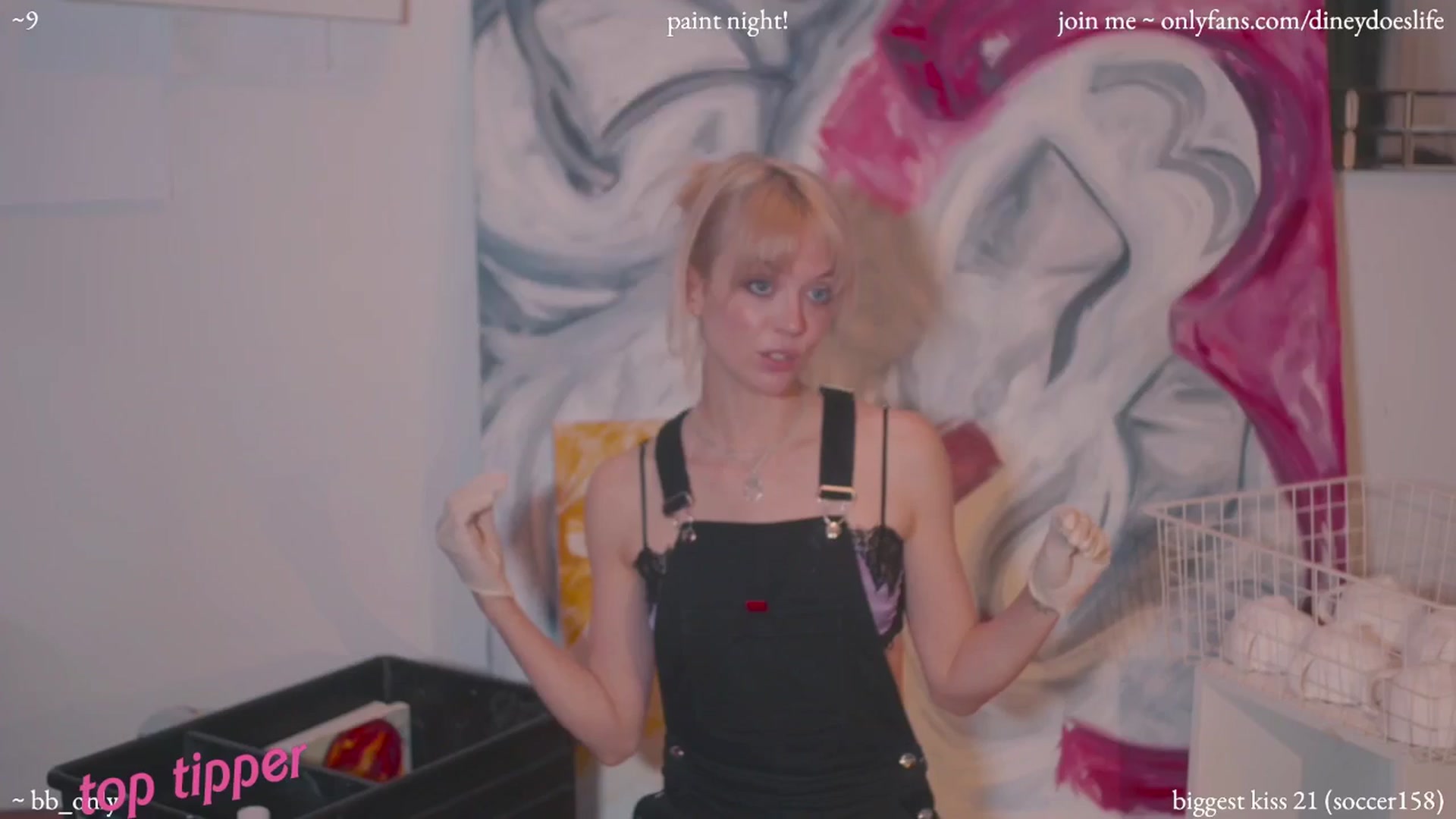 Gallery image thumbnail from diney_'s myfreecams stream on, 07/22/2024, 05:37 image 3 of 20