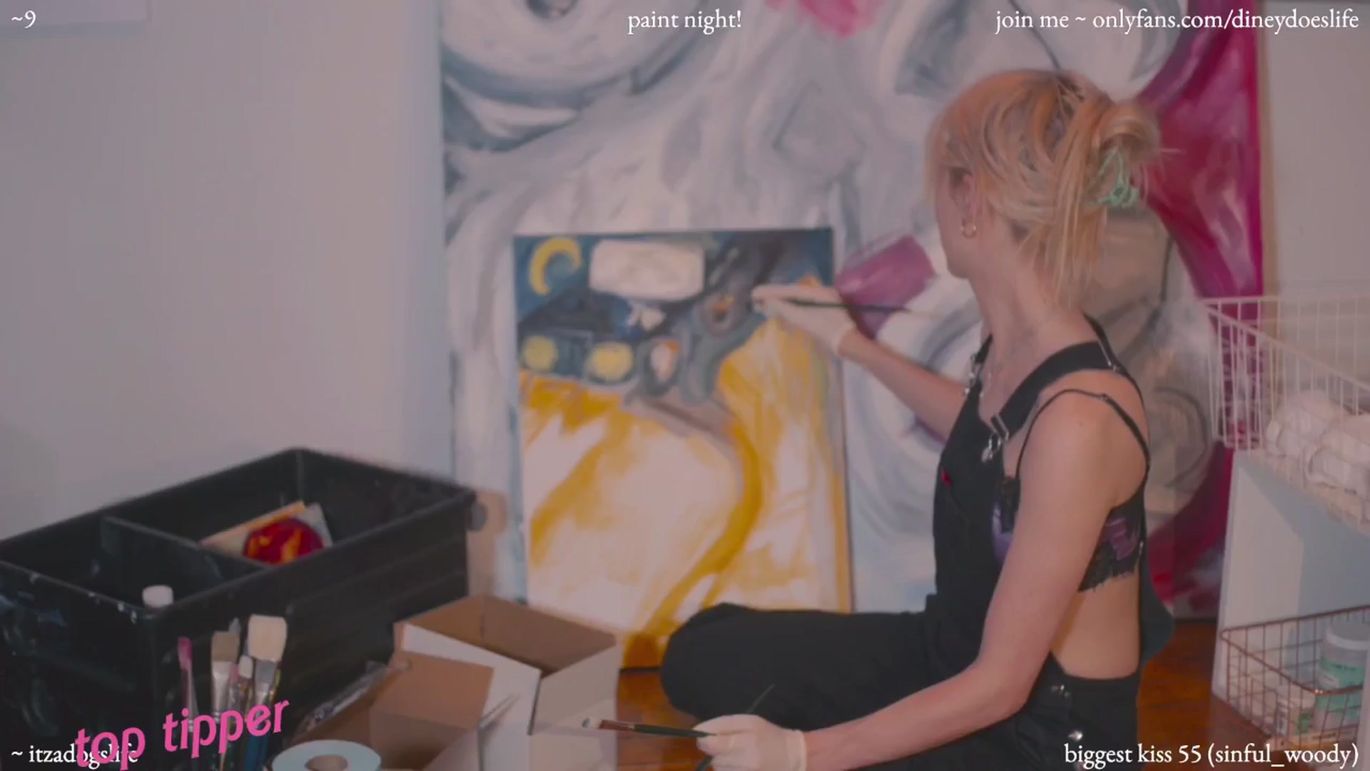Gallery image thumbnail from diney_'s myfreecams stream on, 07/22/2024, 05:37 image 7 of 20