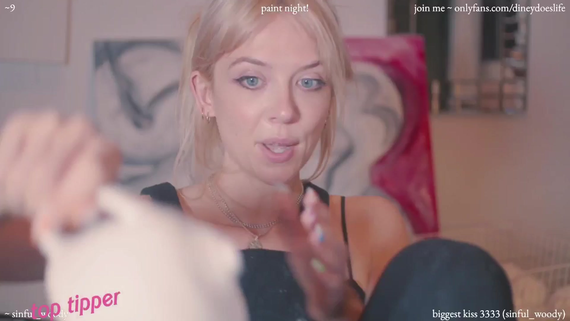 Gallery image thumbnail from diney_'s myfreecams stream on, 07/22/2024, 05:49 image 11 of 20